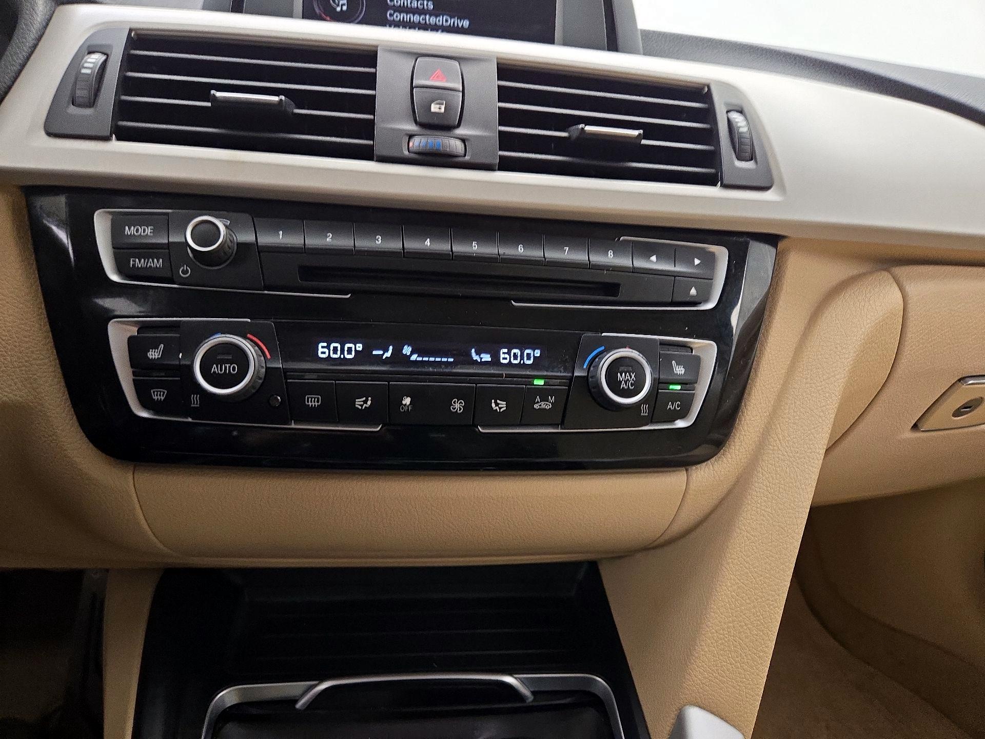 Thumbnail: 2016 BMW 3 Series - 16