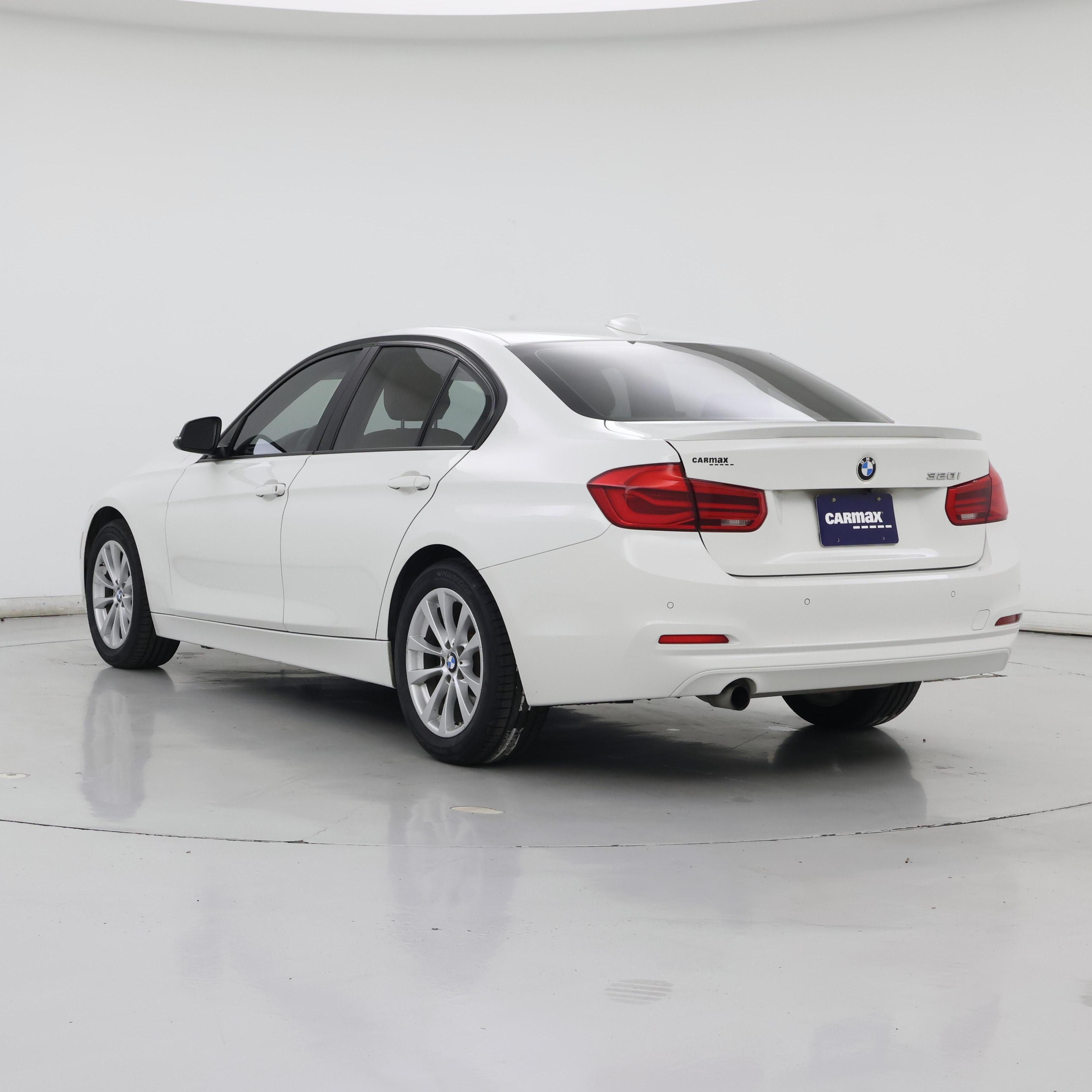 Thumbnail: 2016 BMW 3 Series - 2