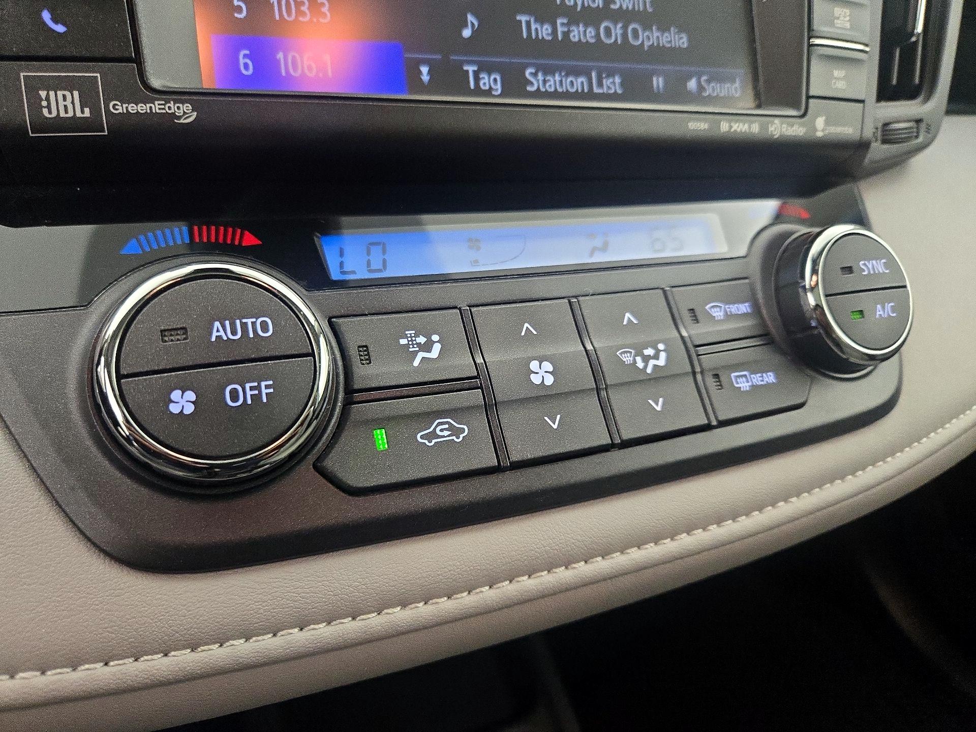 Thumbnail: 2017 Toyota RAV4 - 17