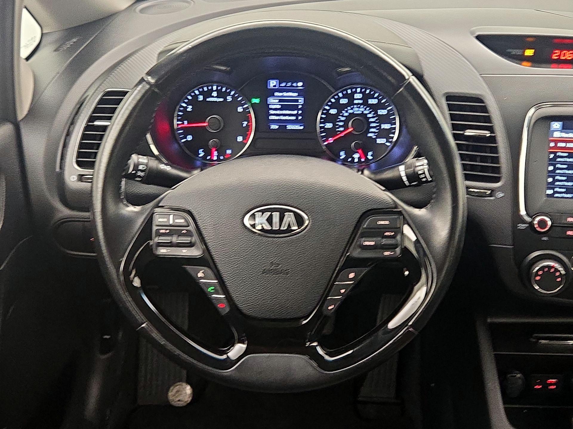 Thumbnail: 2018 Kia Forte - 10