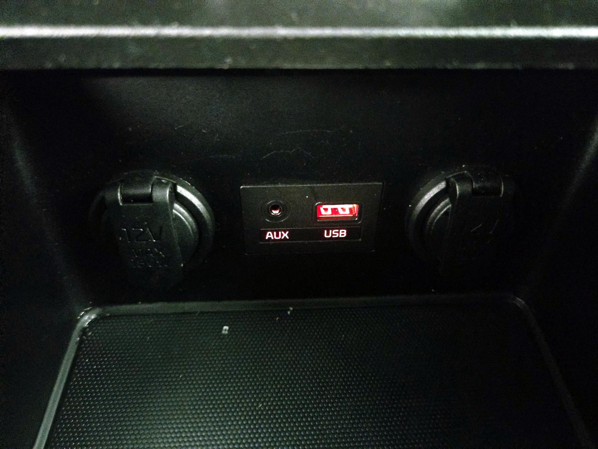 Thumbnail: 2018 Kia Forte - 18