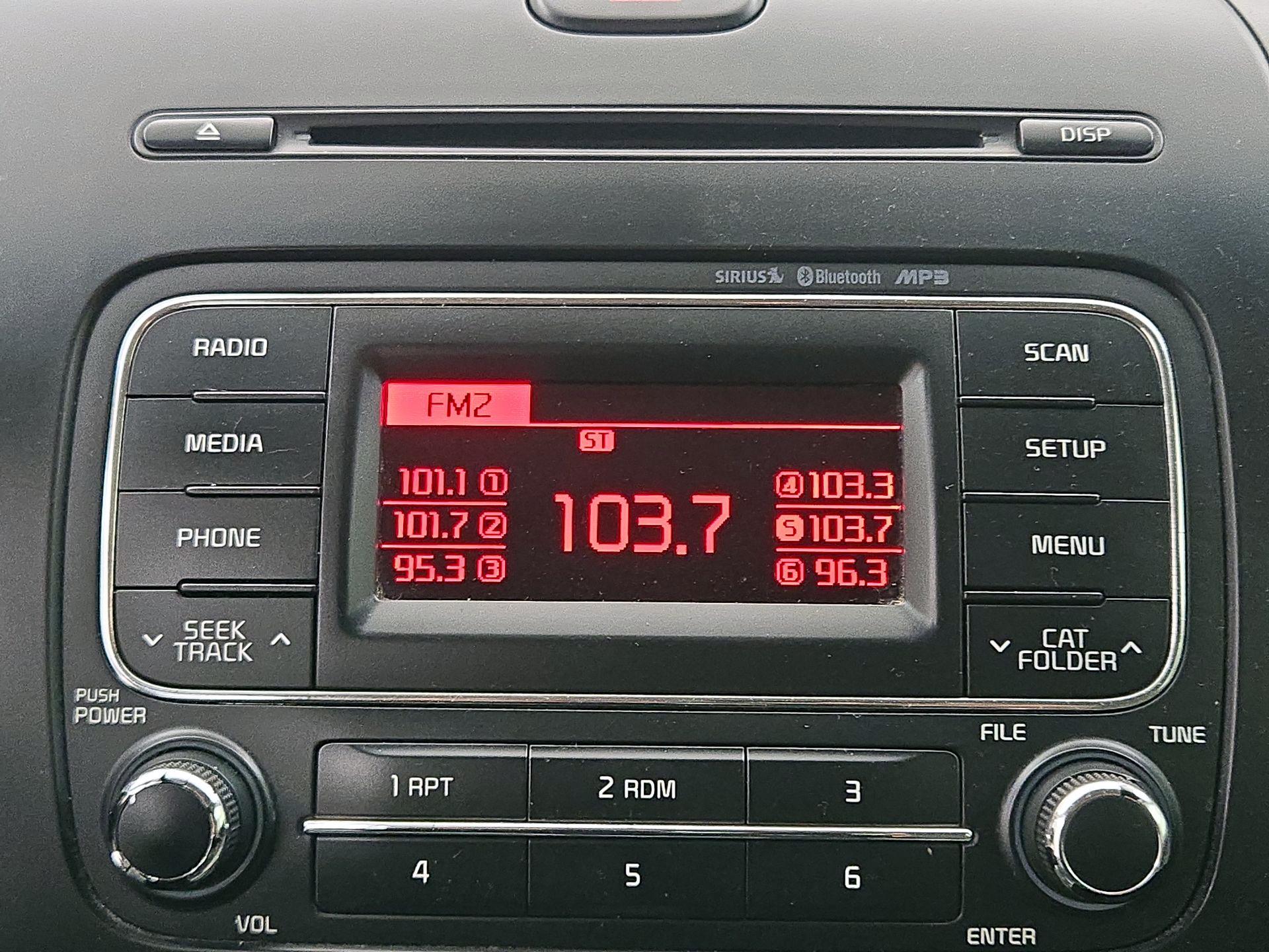 Thumbnail: 2015 Kia Forte - 14