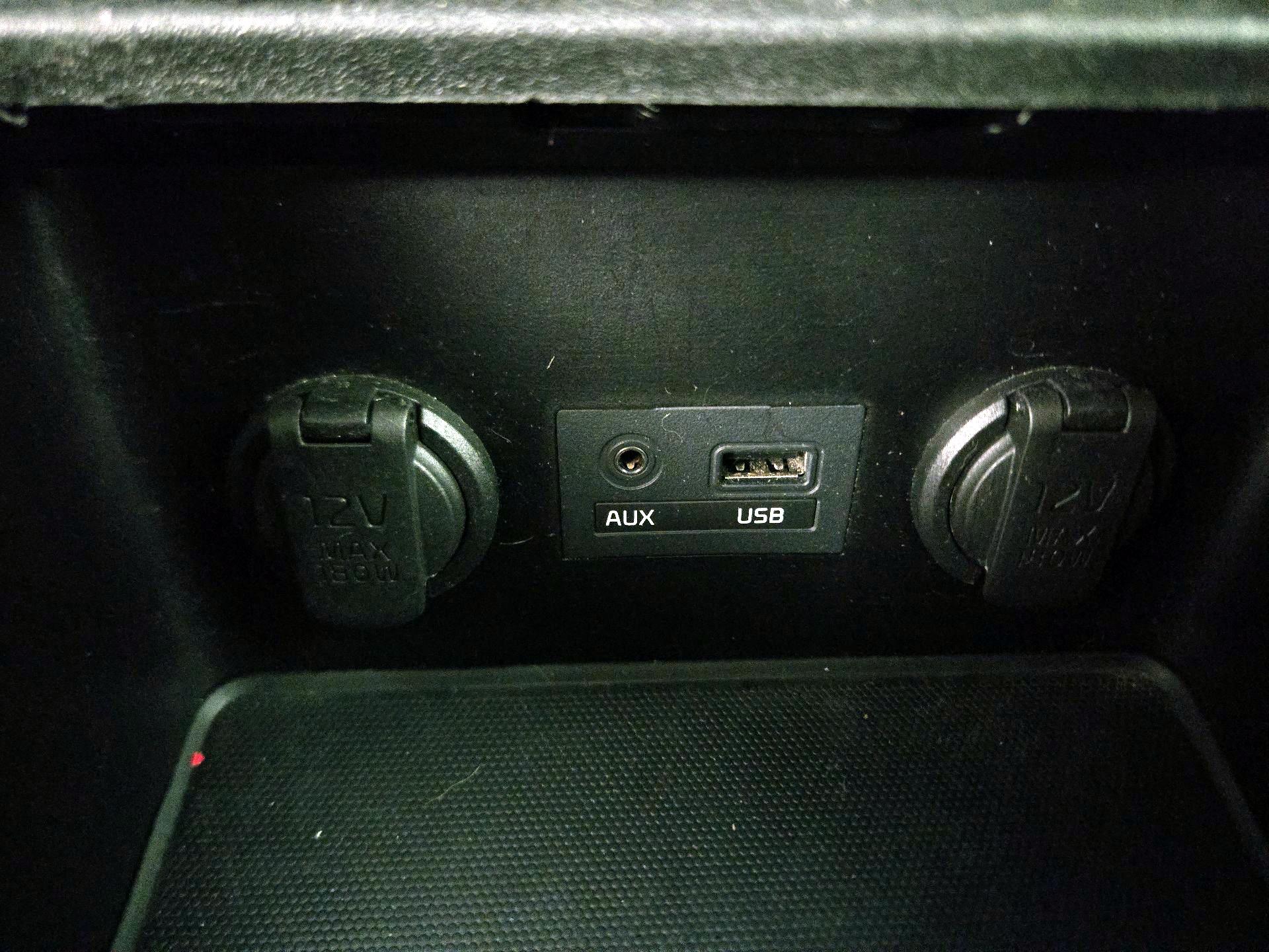 Thumbnail: 2015 Kia Forte - 17