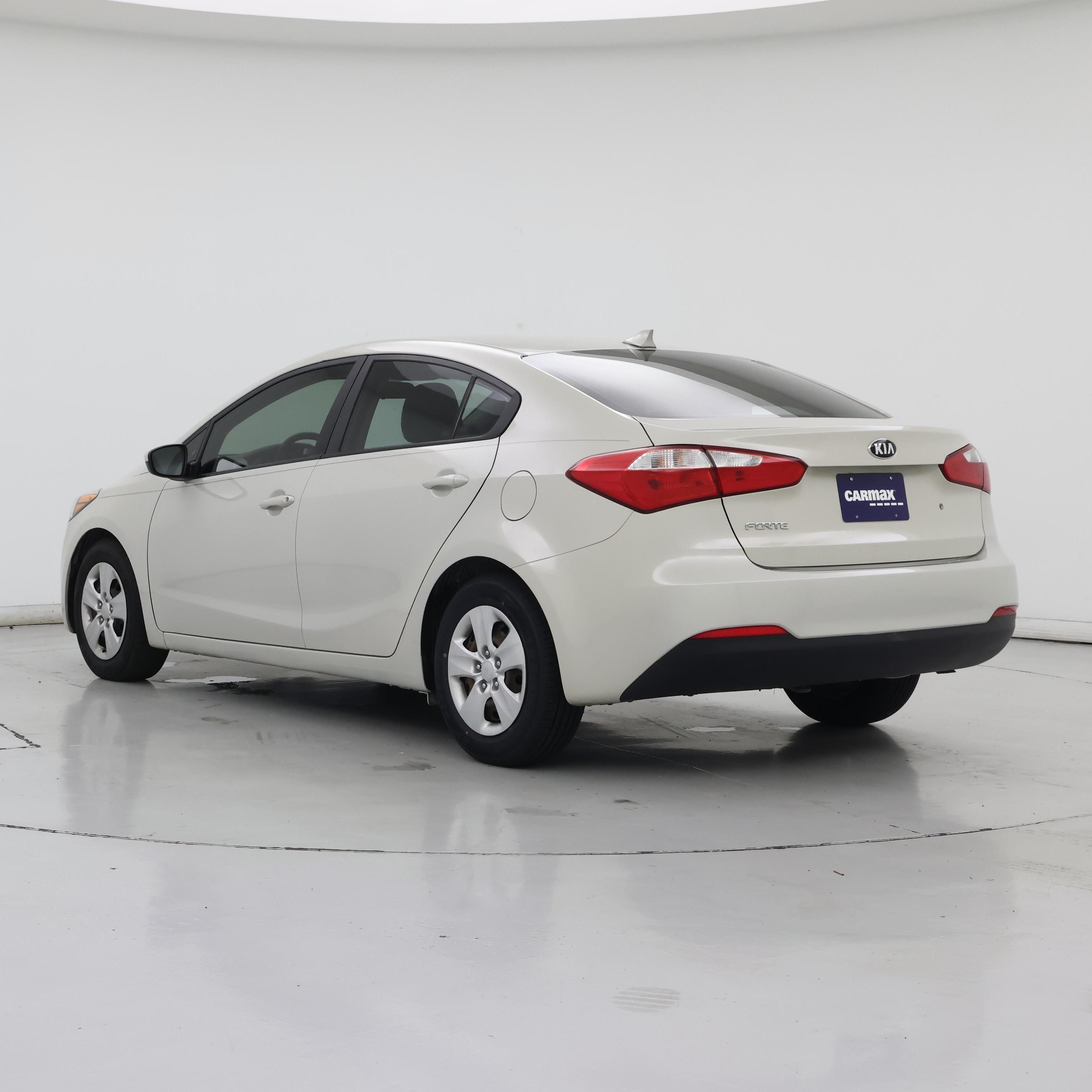 Thumbnail: 2015 Kia Forte - 2