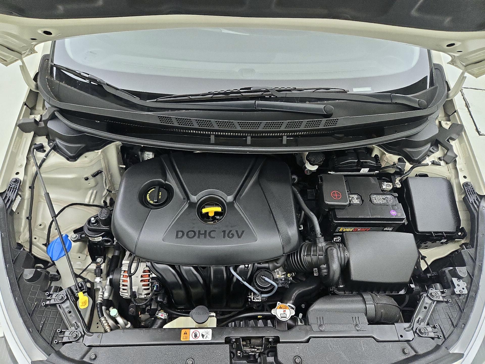 Thumbnail: 2015 Kia Forte - 20