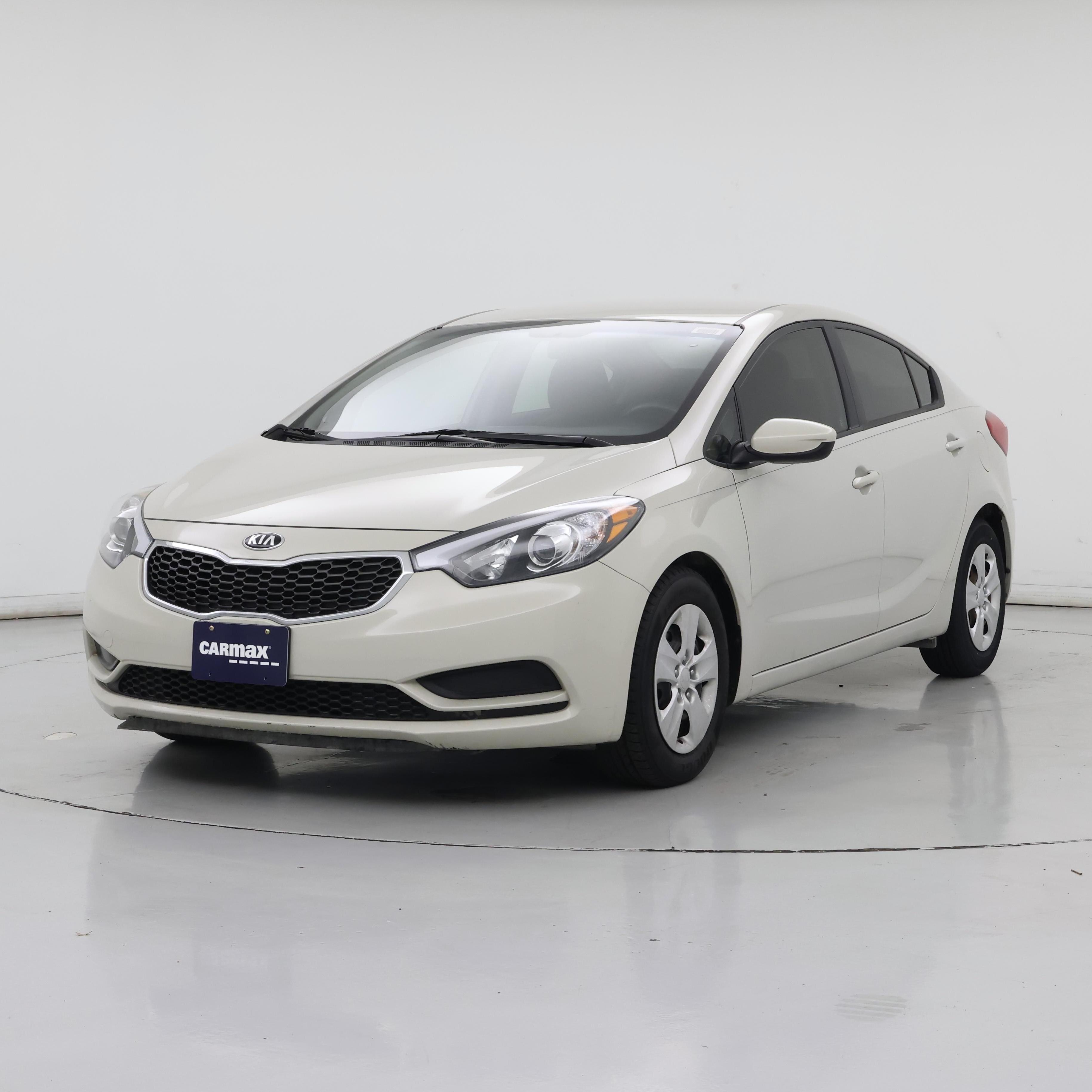 Thumbnail: 2015 Kia Forte - 4
