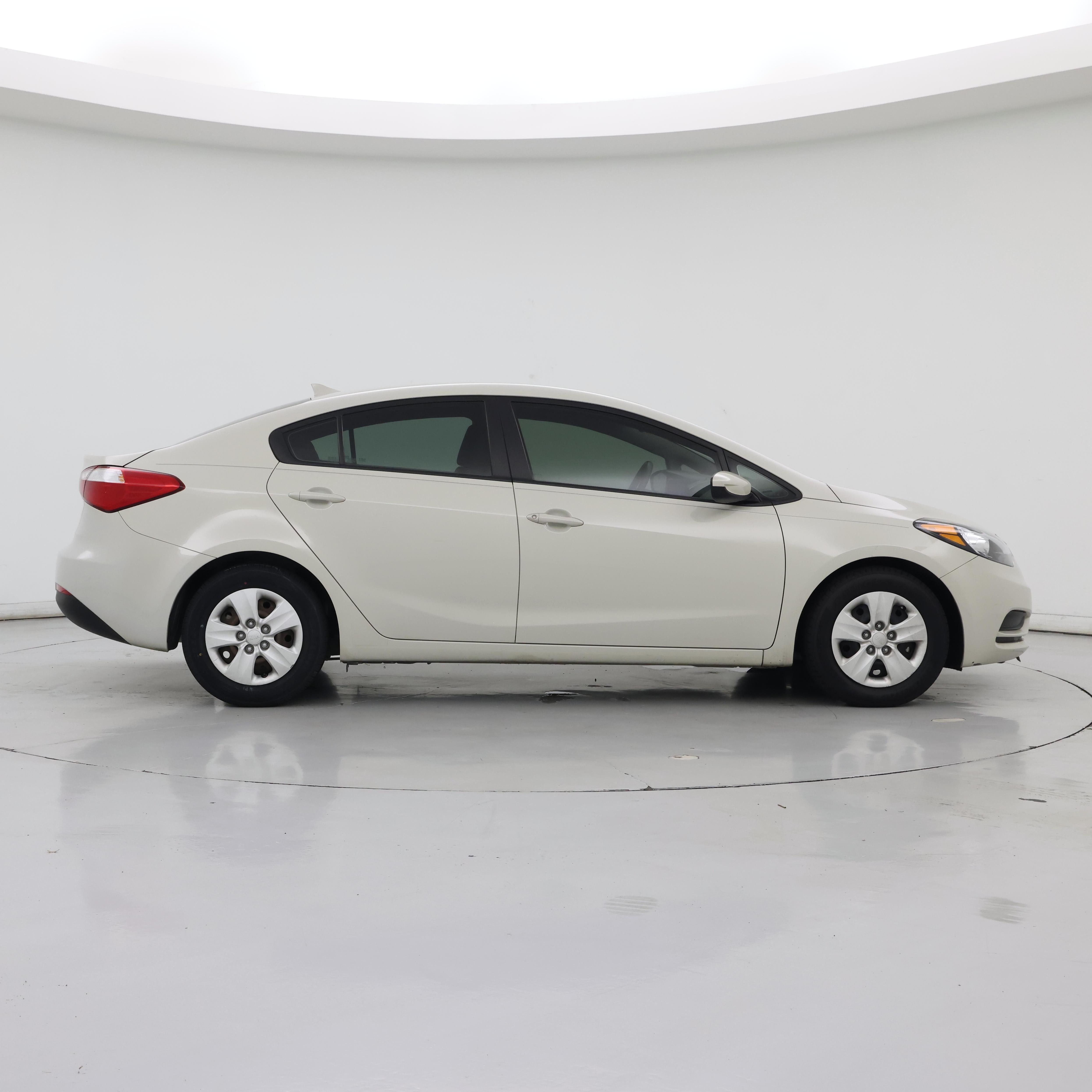 Thumbnail: 2015 Kia Forte - 7