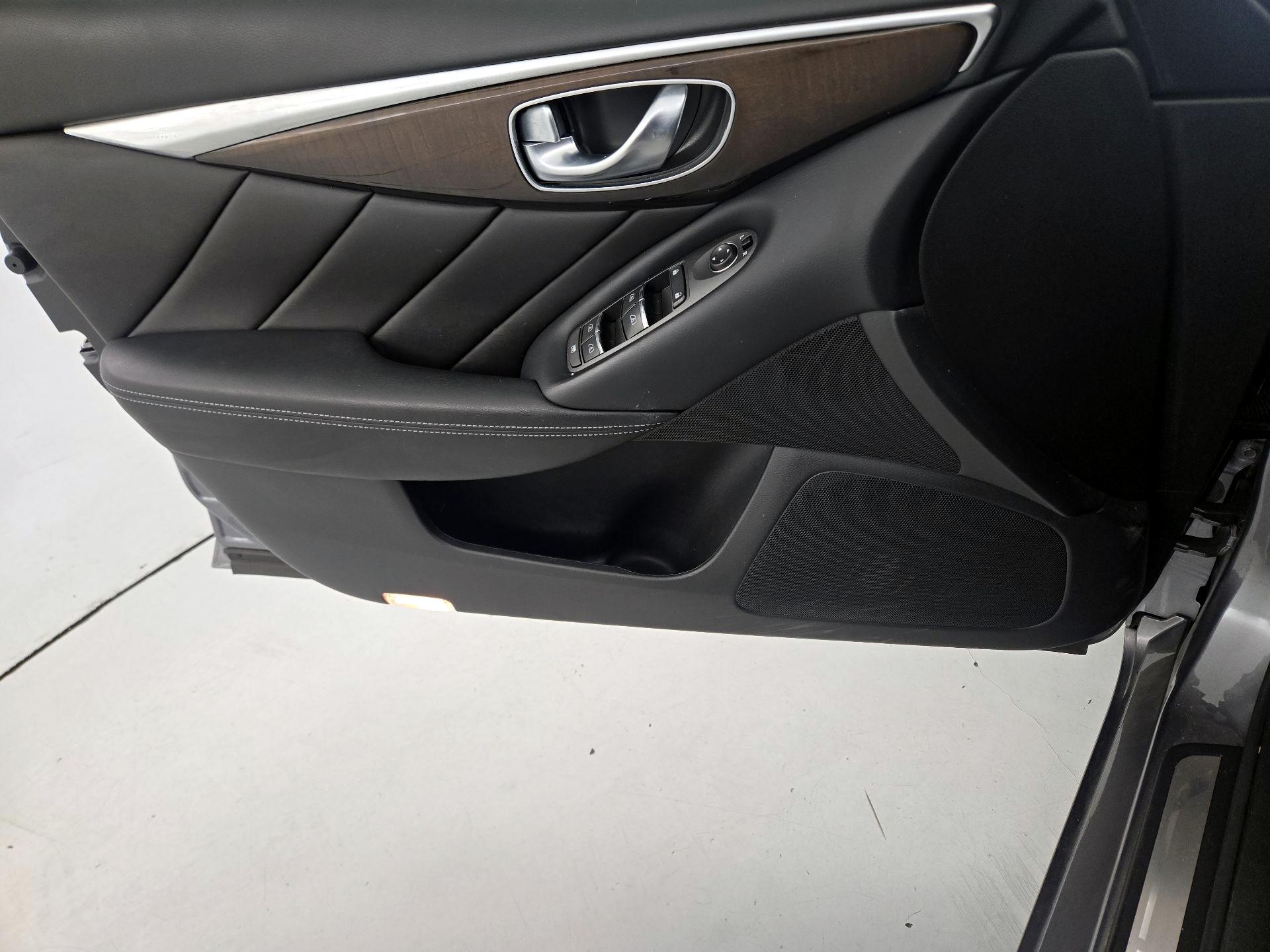 Thumbnail: 2018 INFINITI Q50 - 12