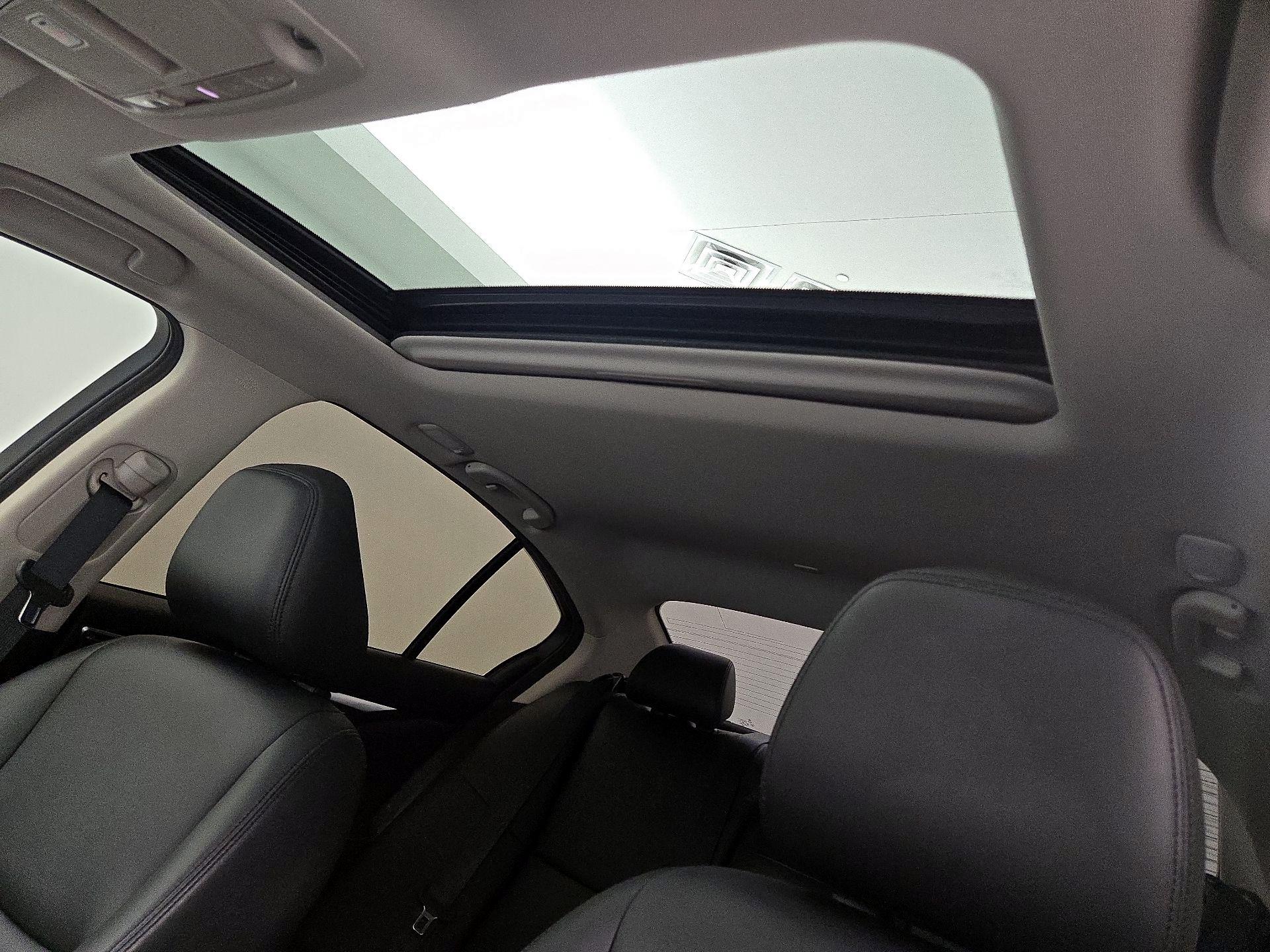 Thumbnail: 2018 INFINITI Q50 - 20