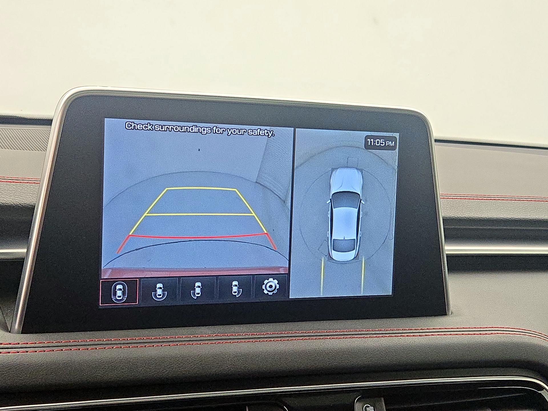 Thumbnail: 2021 Genesis G70 - 15