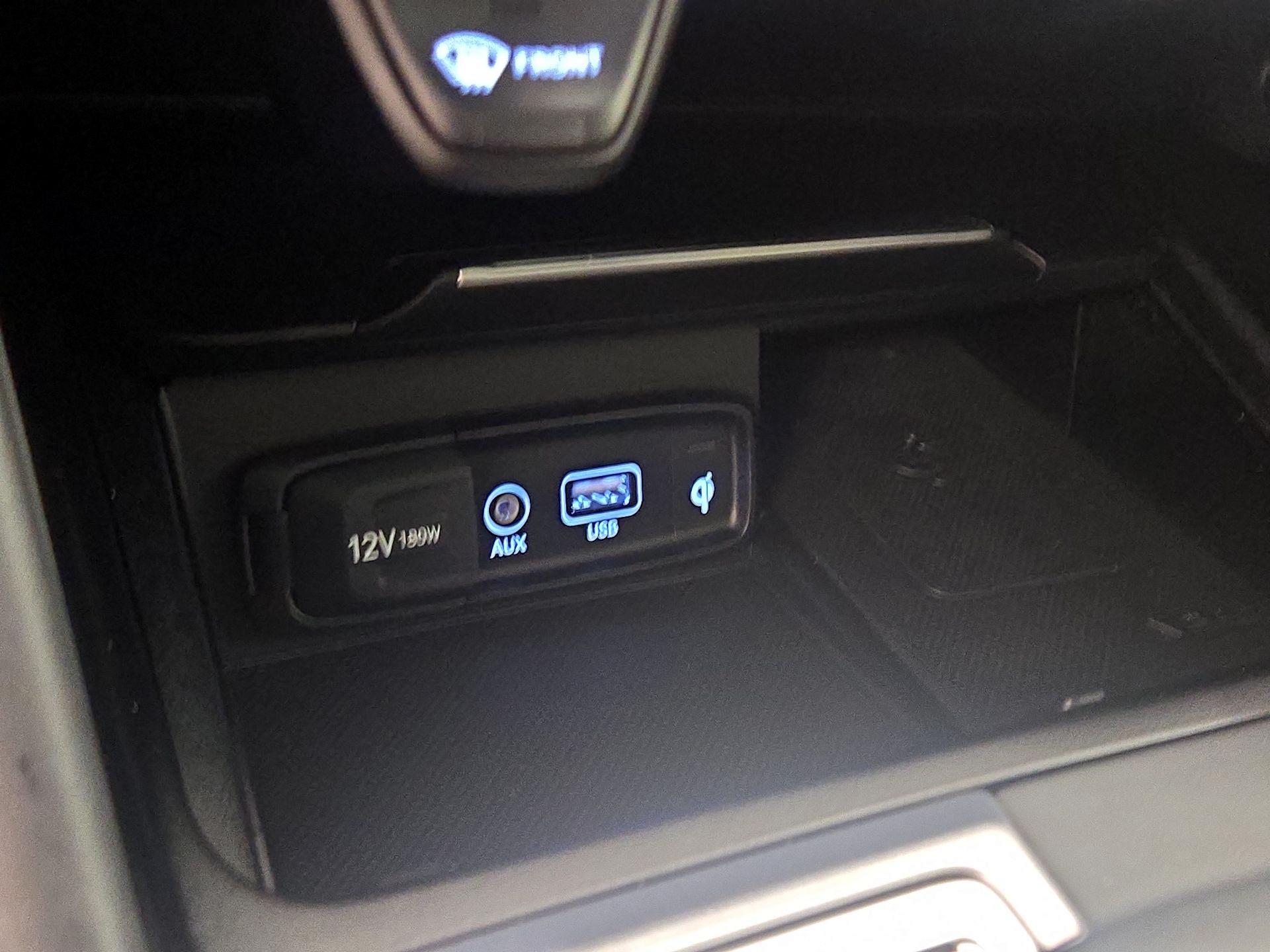 Thumbnail: 2021 Genesis G70 - 19