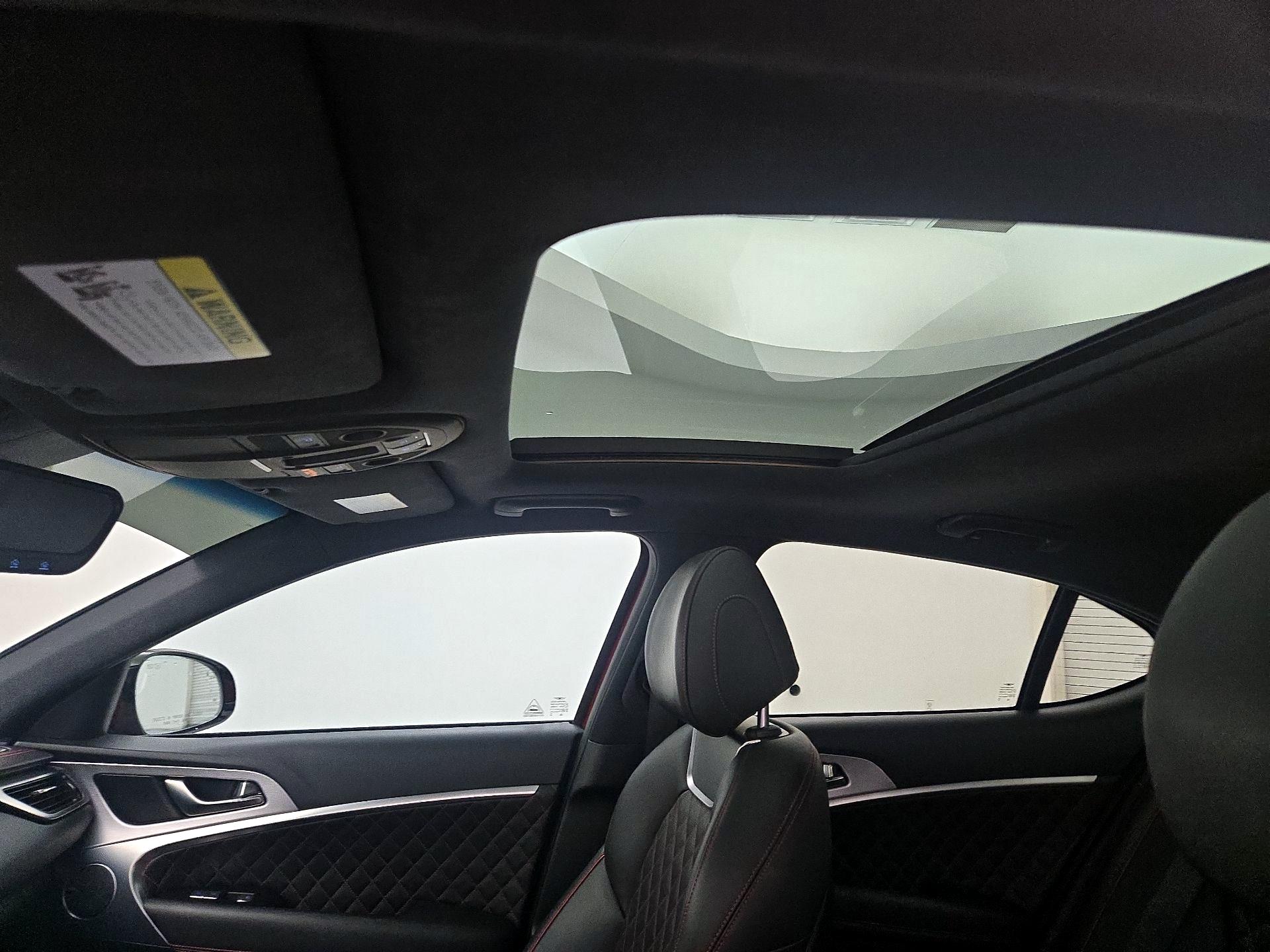 Thumbnail: 2021 Genesis G70 - 20