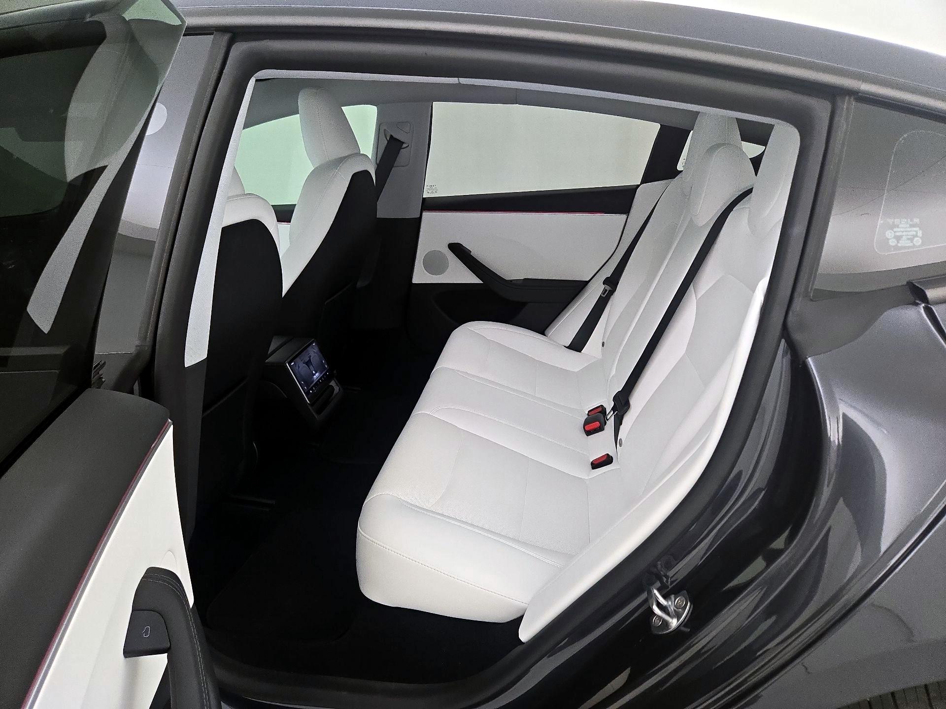 Thumbnail: 2025 Tesla Model 3 - 18