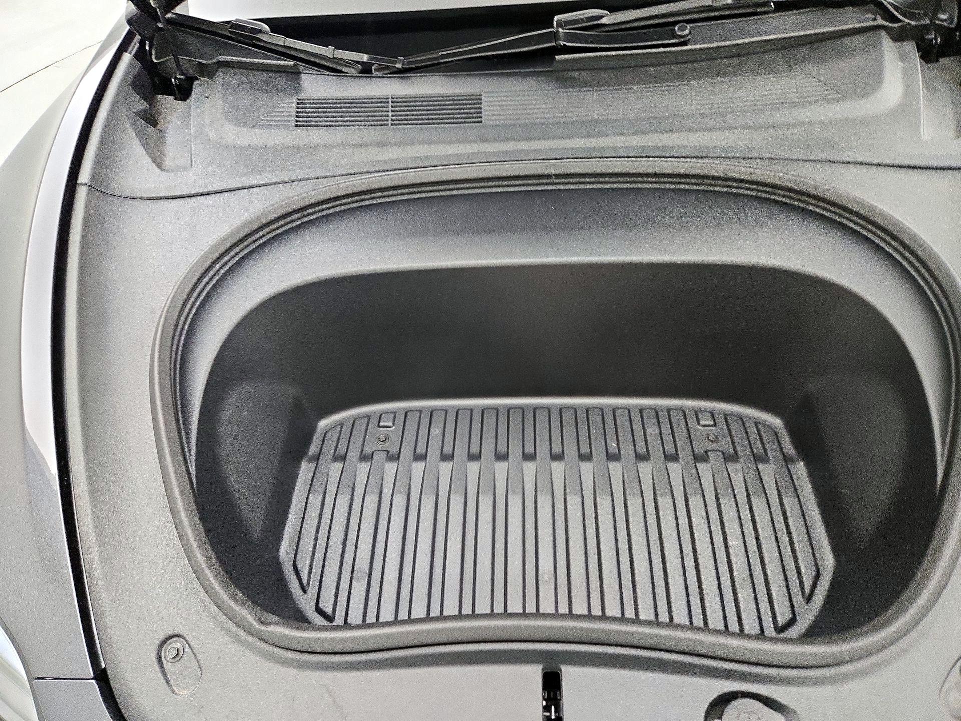 Thumbnail: 2025 Tesla Model 3 - 20