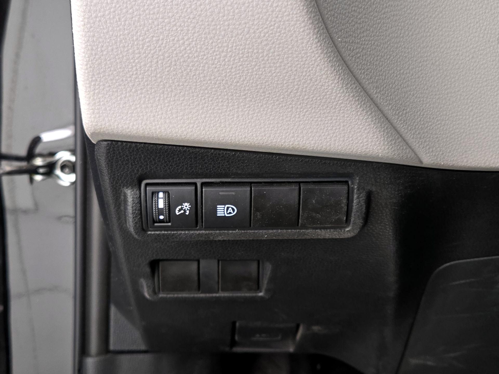 Thumbnail: 2023 Toyota Corolla Cross - 13