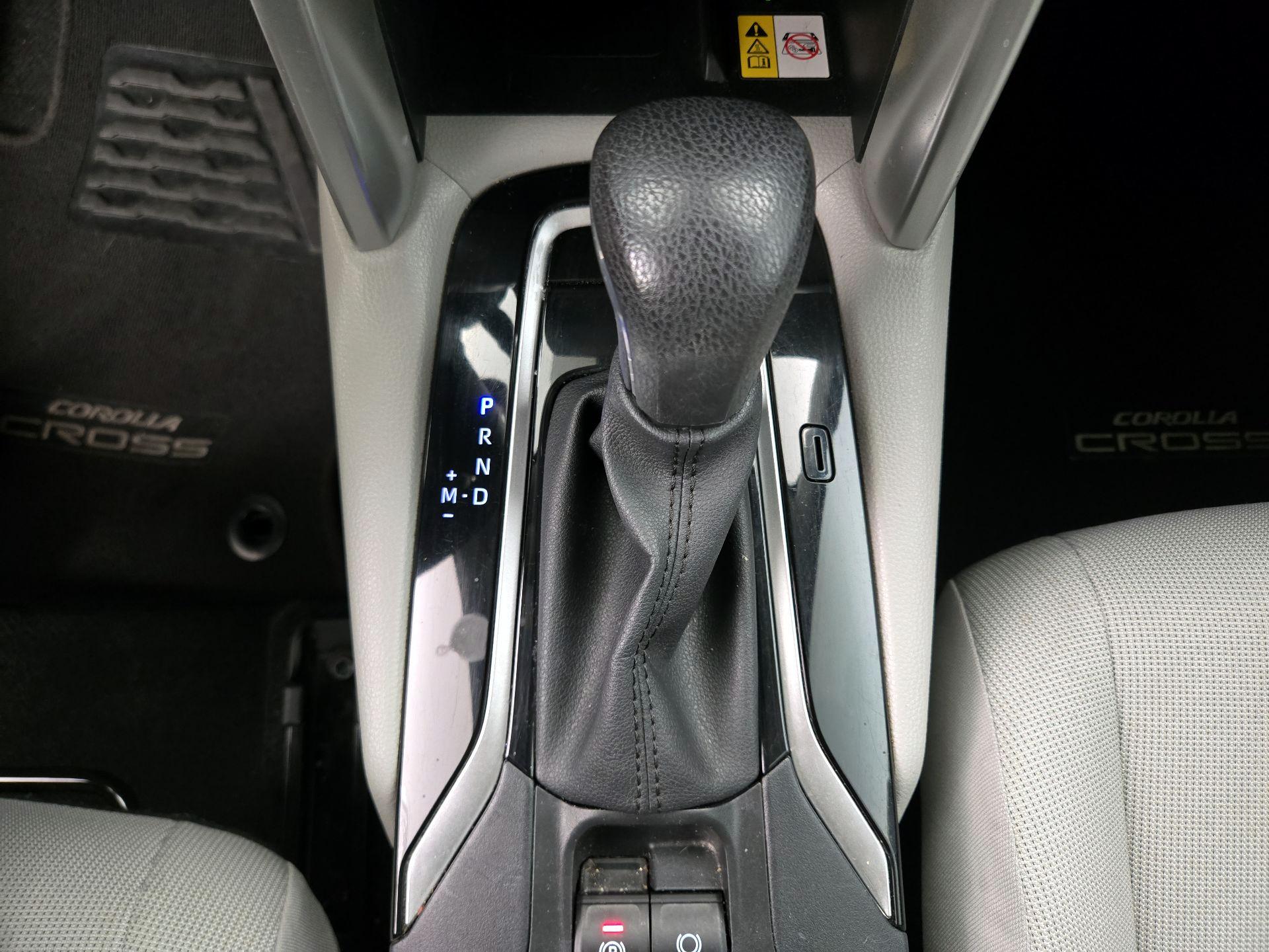 Thumbnail: 2023 Toyota Corolla Cross - 17