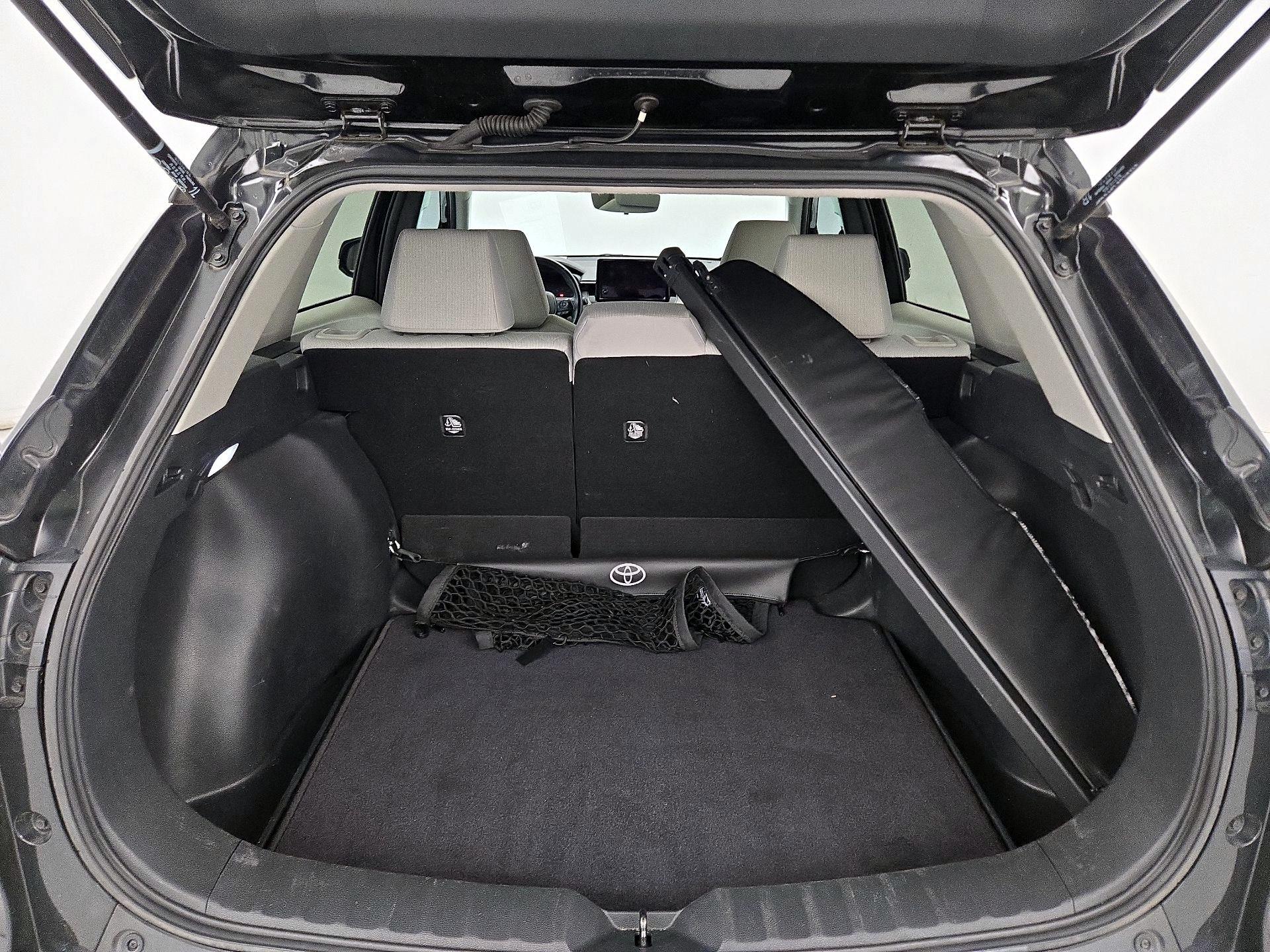 Thumbnail: 2023 Toyota Corolla Cross - 20