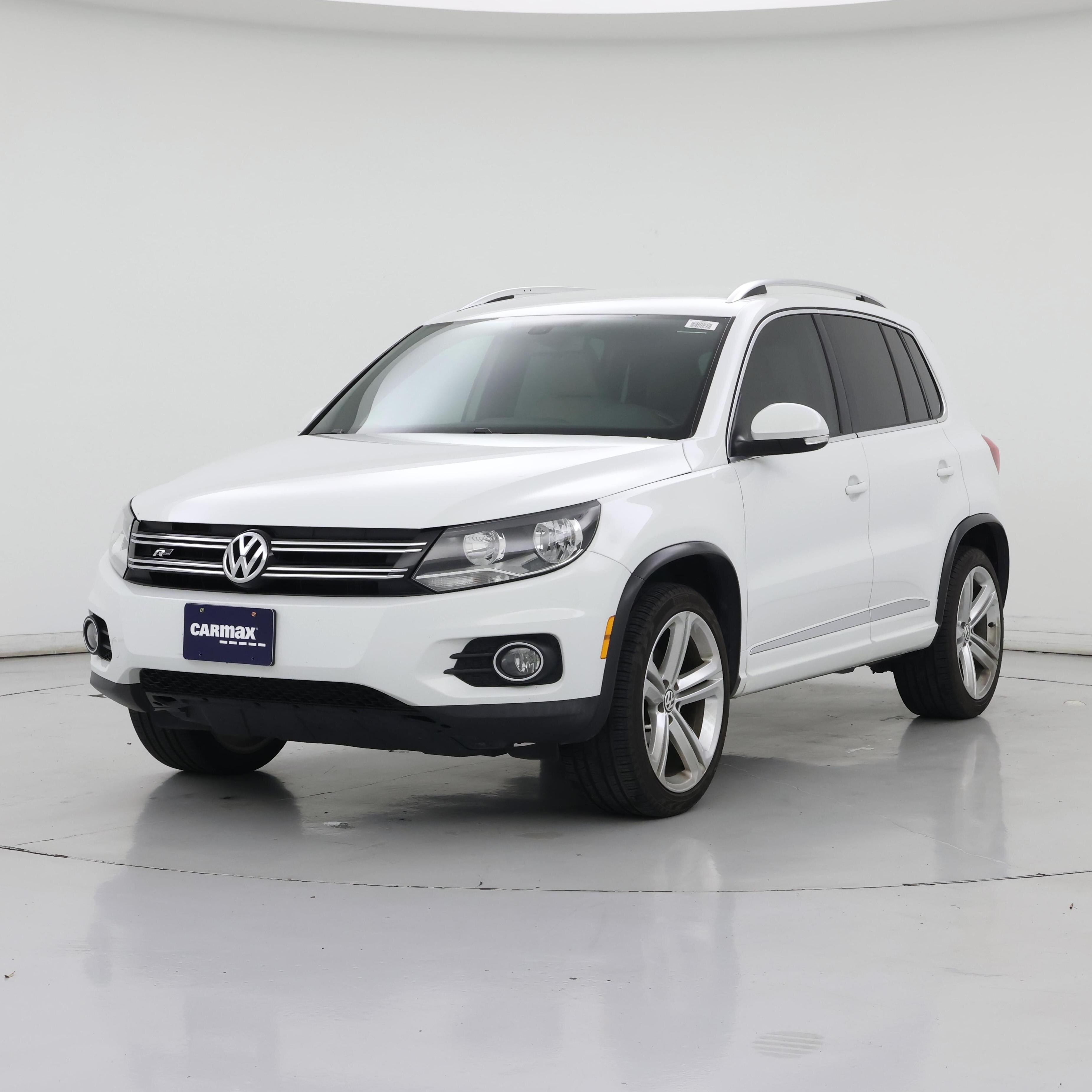 Thumbnail: 2016 Volkswagen Tiguan - 4