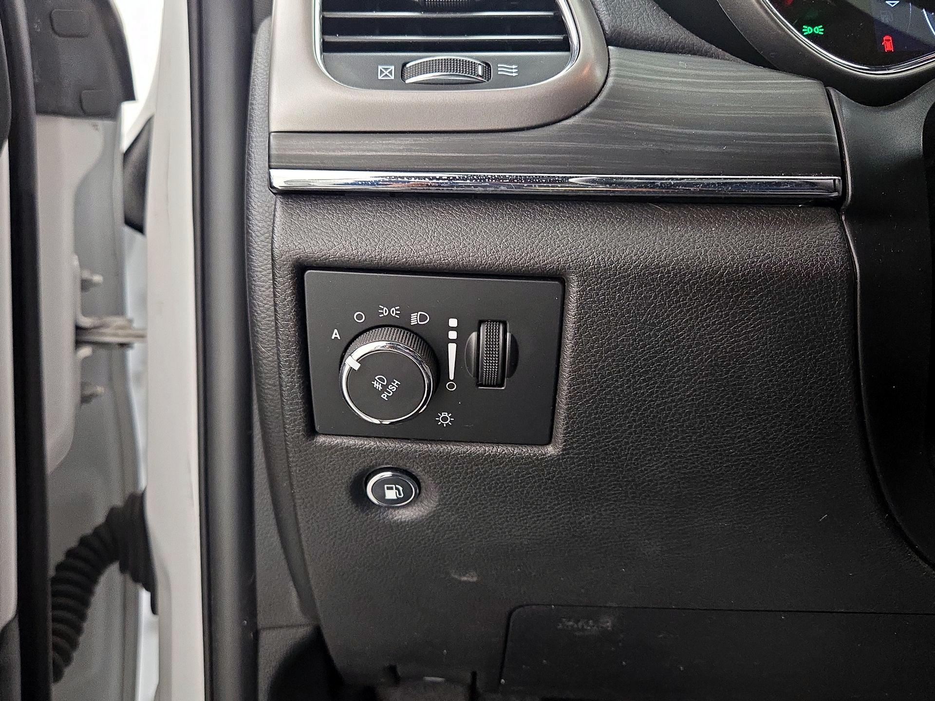 Thumbnail: 2019 Jeep Grand Cherokee - 13
