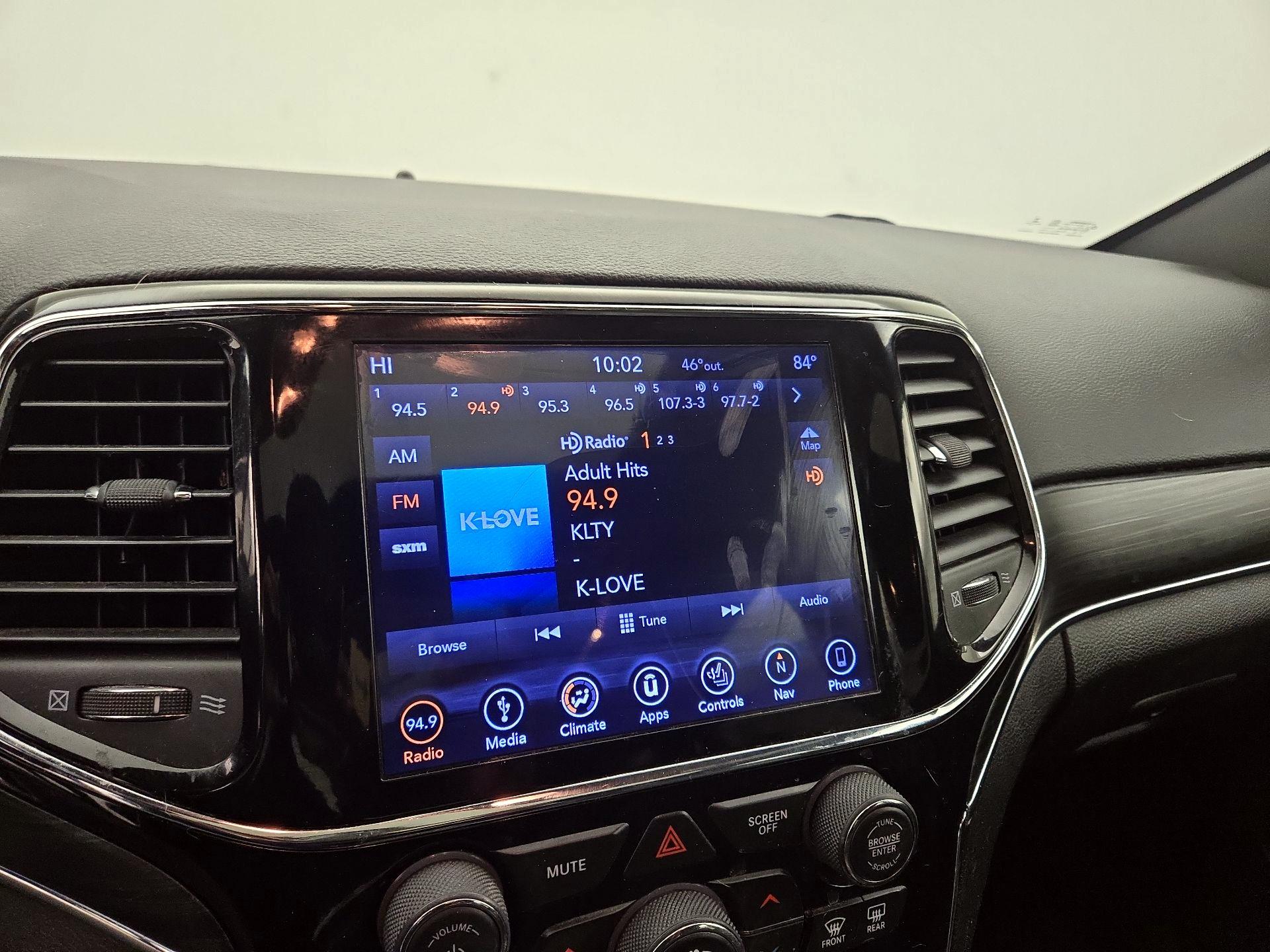 Thumbnail: 2019 Jeep Grand Cherokee - 16