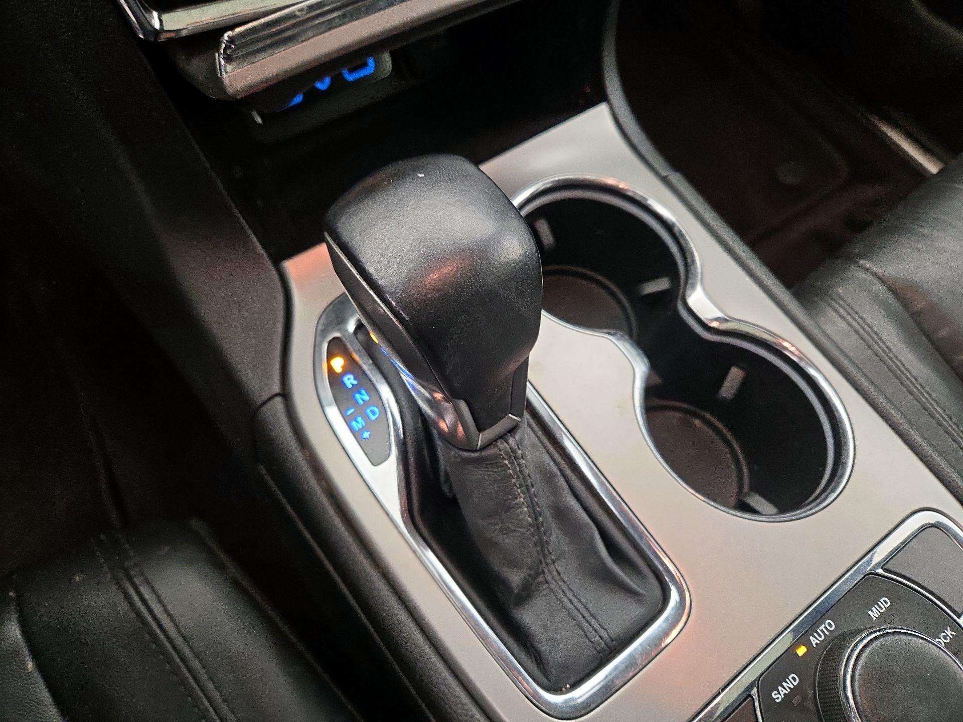 Thumbnail: 2019 Jeep Grand Cherokee - 18