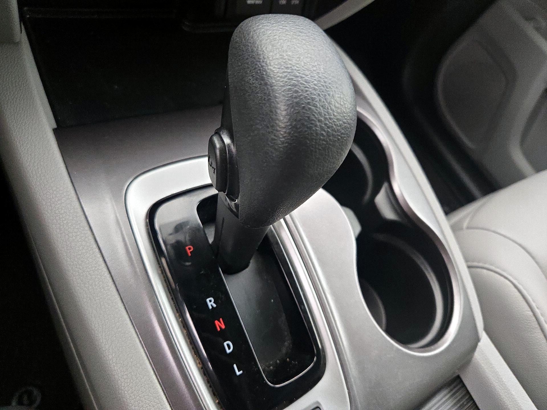 Thumbnail: 2016 Honda Pilot - 17