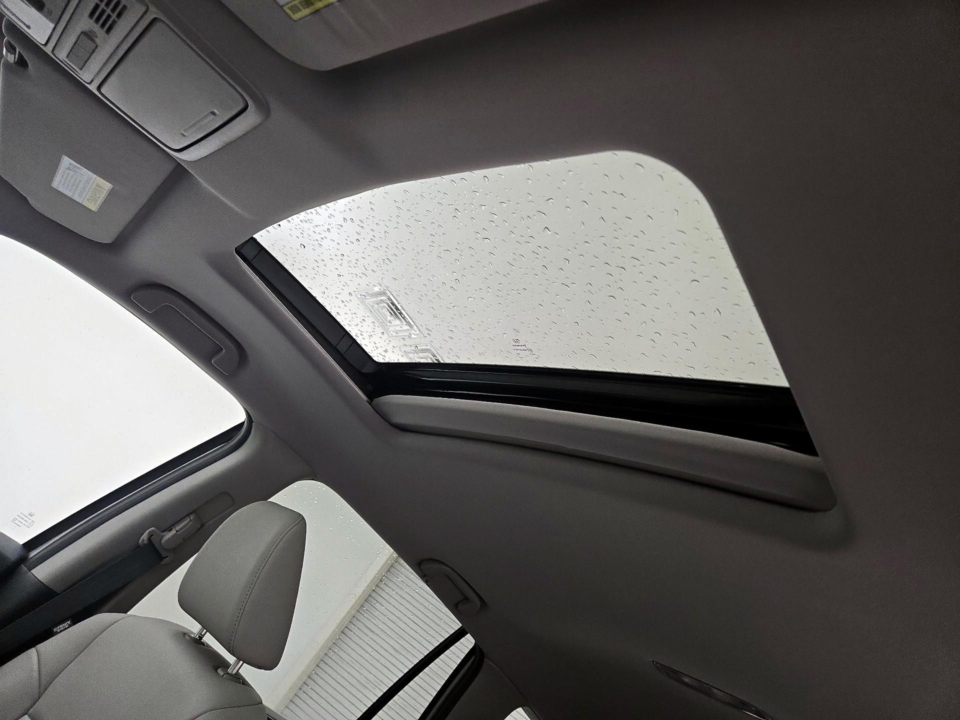 Thumbnail: 2016 Honda Pilot - 19