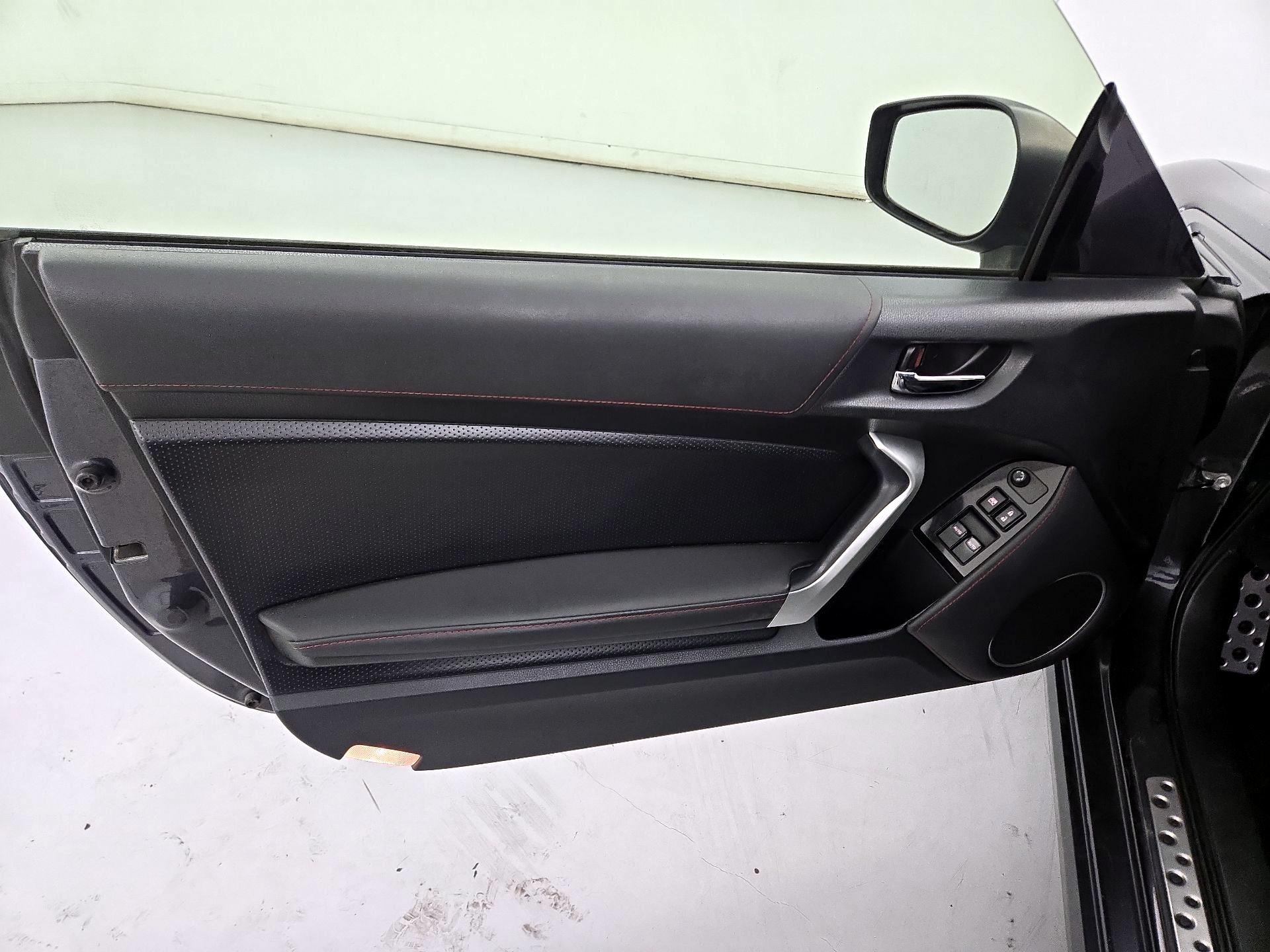 Thumbnail: 2017 Subaru BRZ - 12