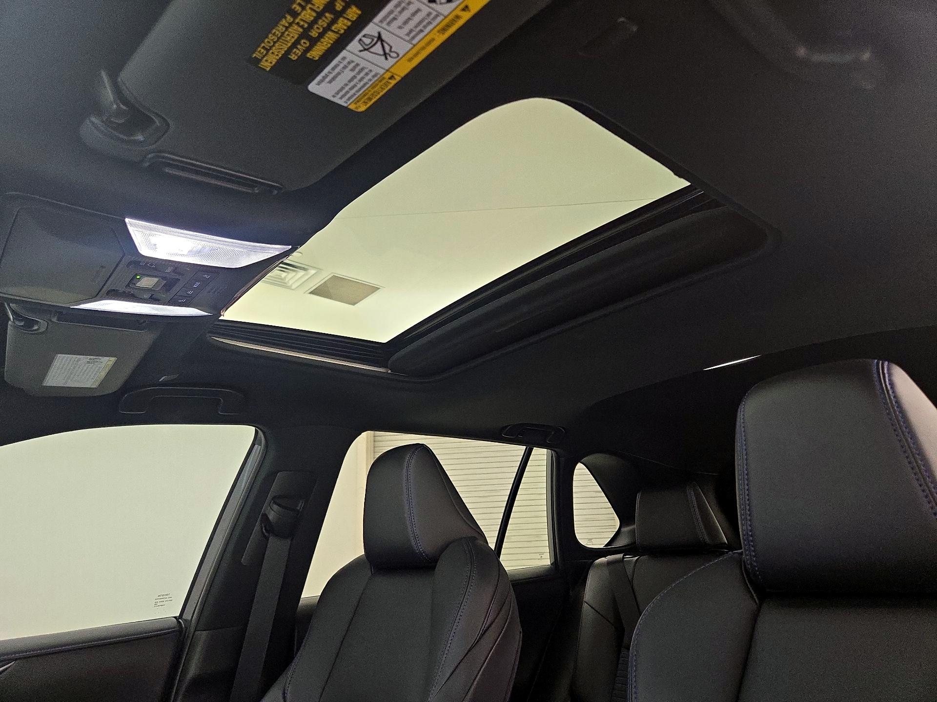 Thumbnail: 2025 Toyota RAV4 - 19