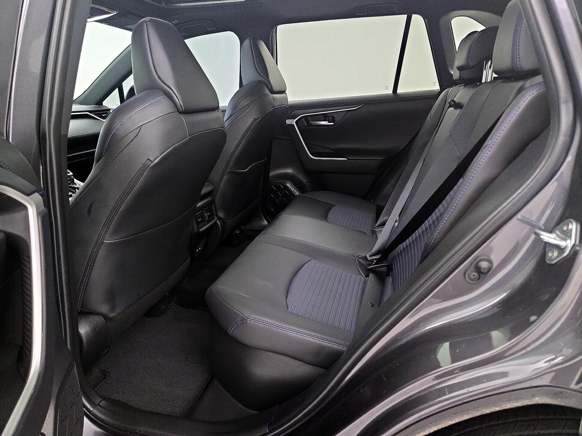 Thumbnail: 2025 Toyota RAV4 - 20