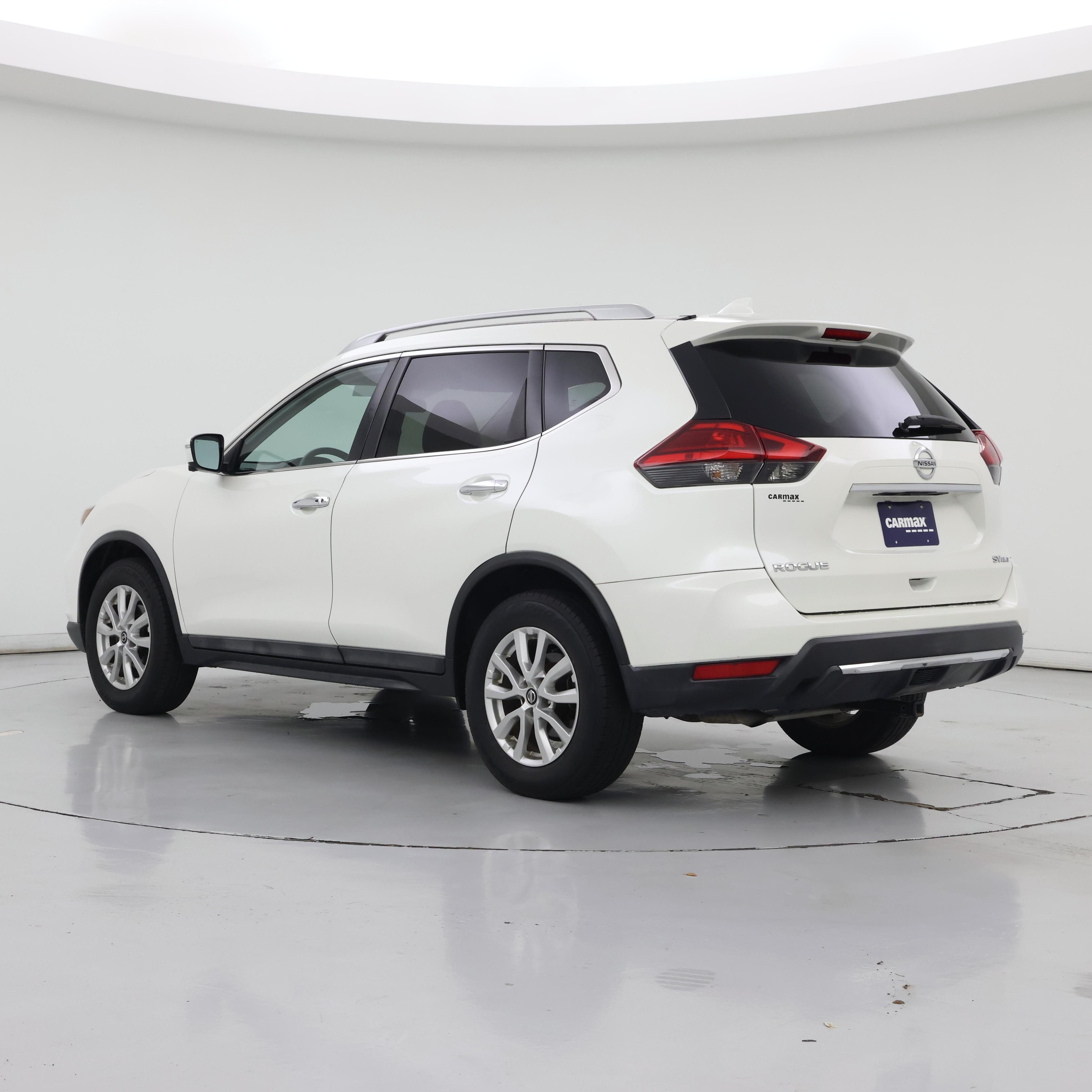 Thumbnail: 2017 Nissan Rogue - 2