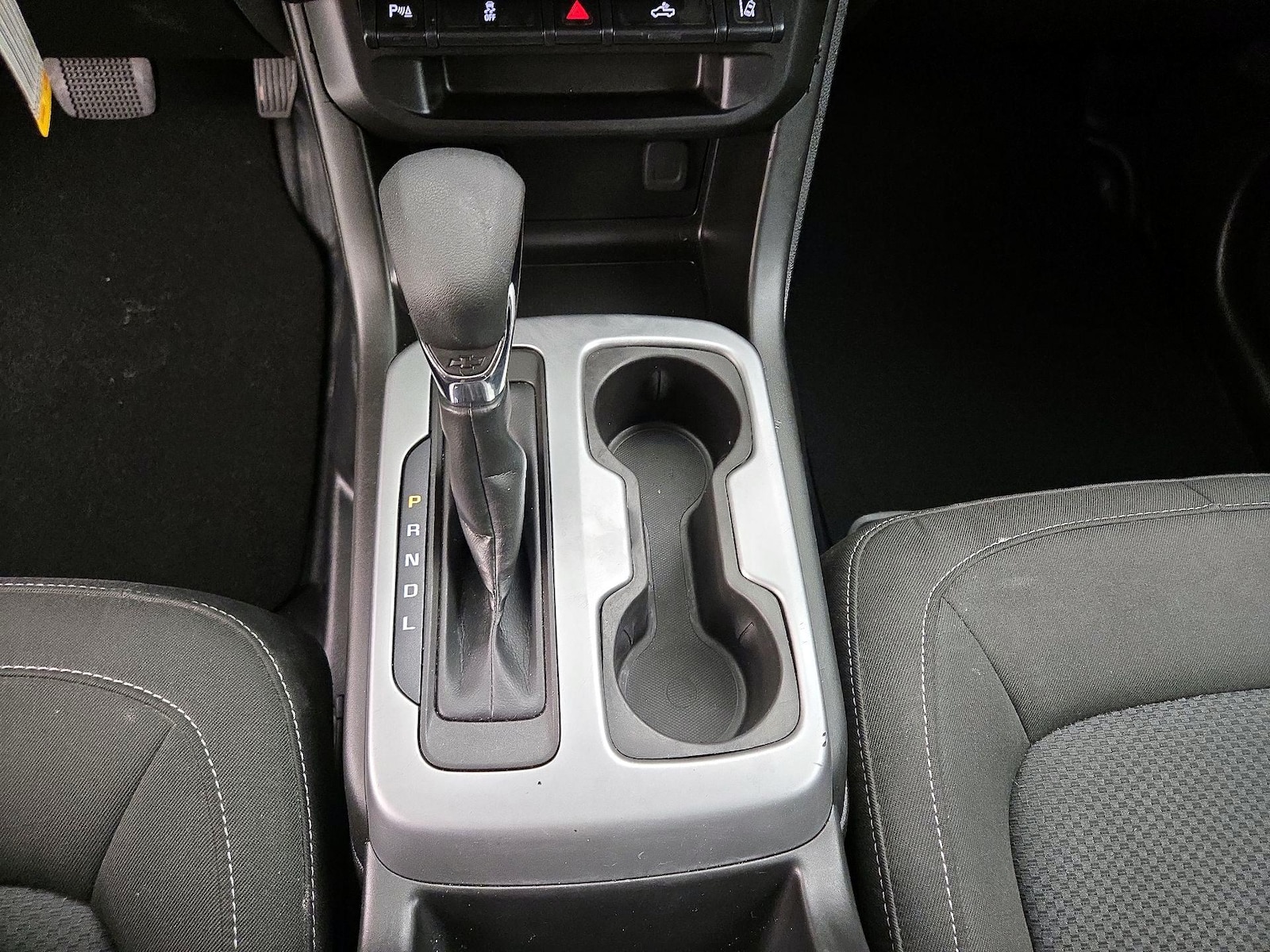 2022 Chevrolet Colorado LT - Photo 18