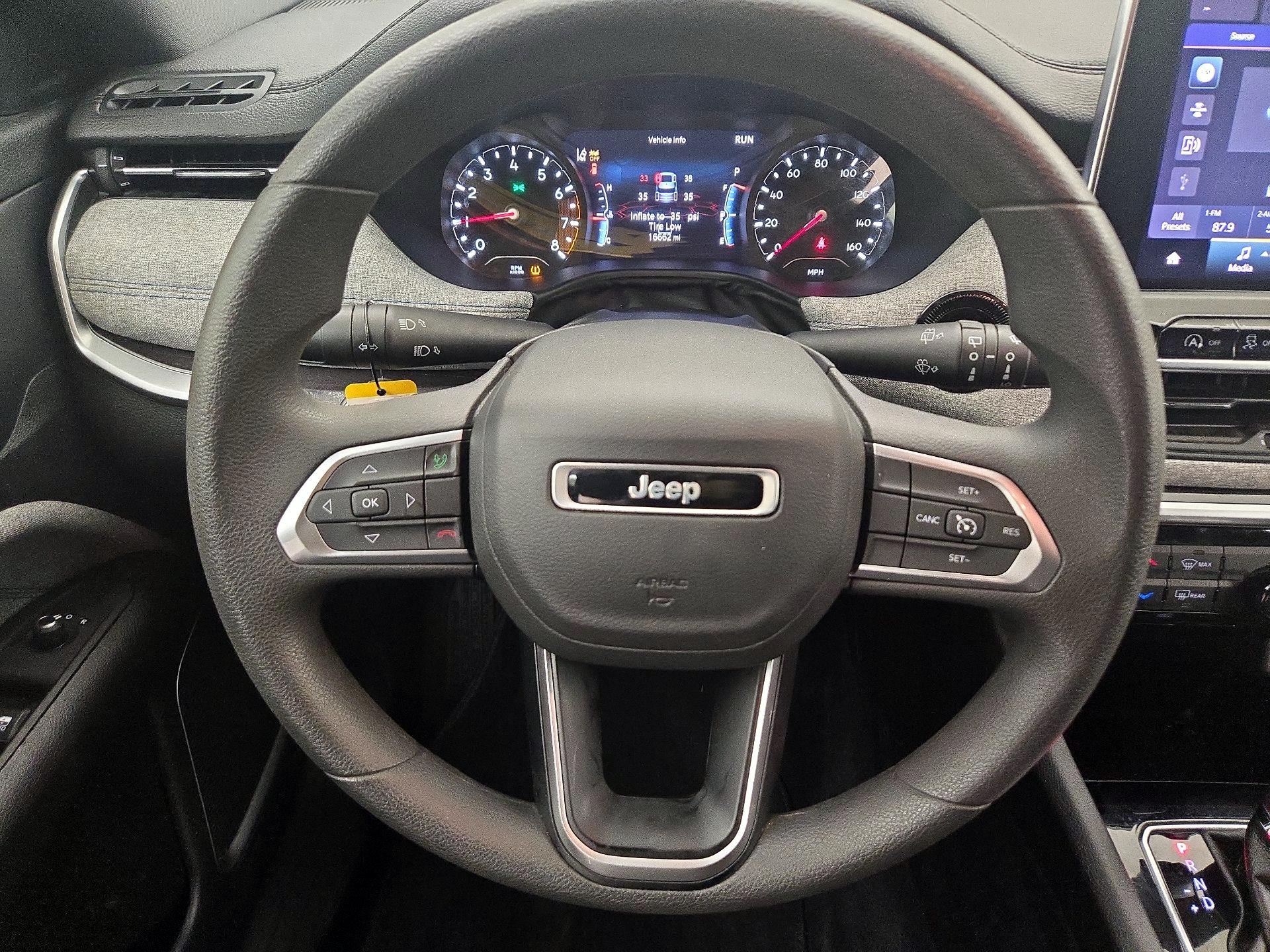 Thumbnail: 2023 Jeep Compass - 10