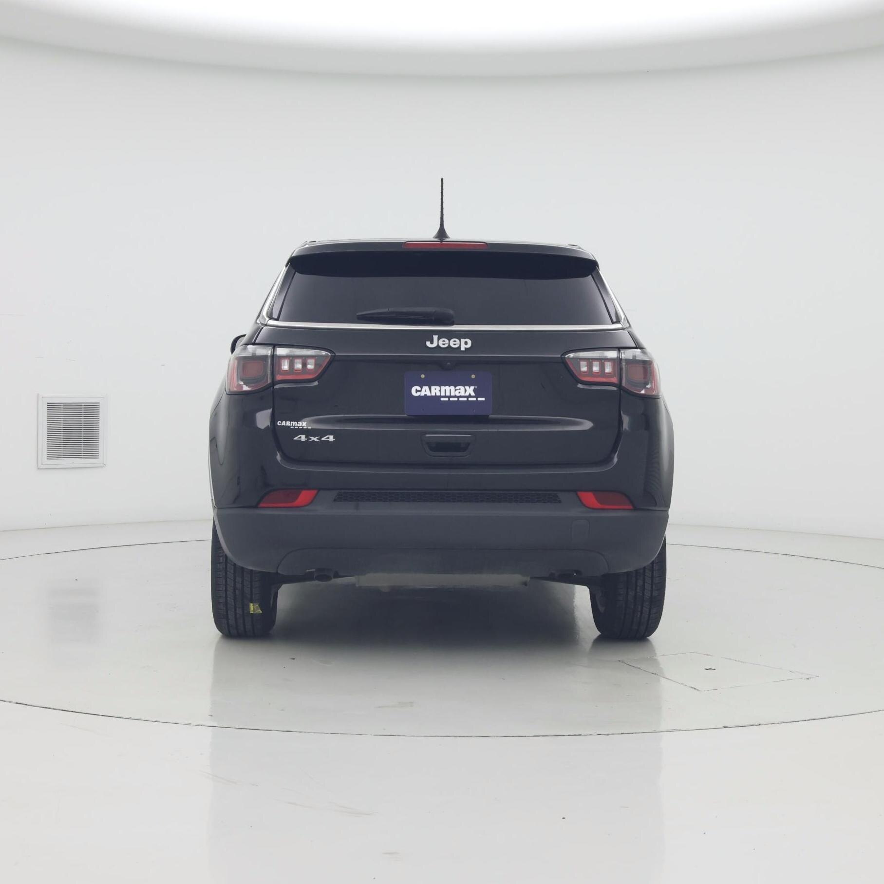 Thumbnail: 2023 Jeep Compass - 6
