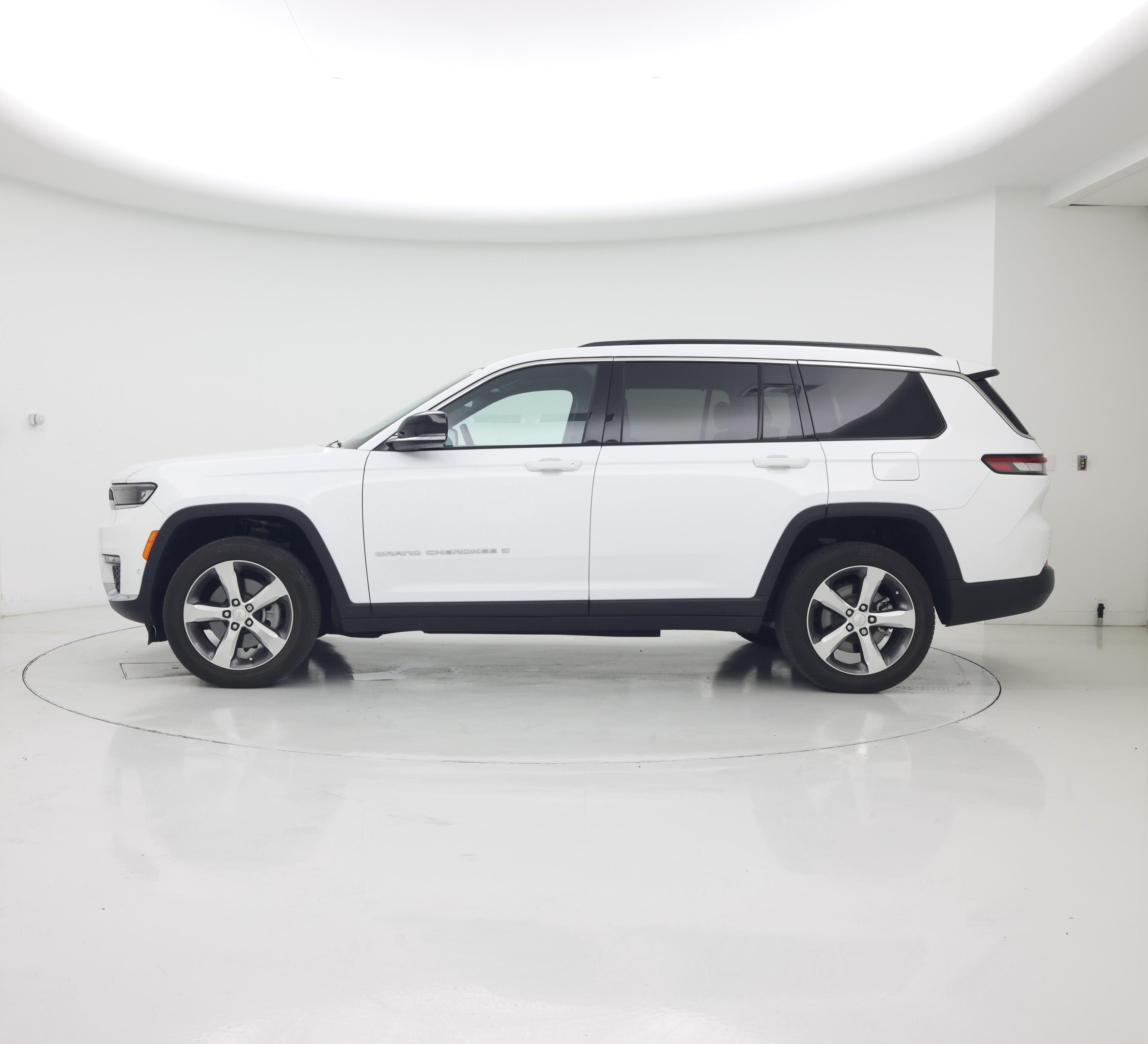 Thumbnail: 2025 Jeep Grand Cherokee L - 3