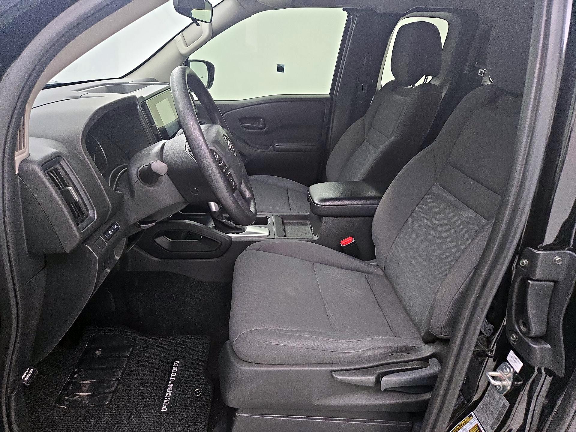 Thumbnail: 2025 Nissan Frontier - 11