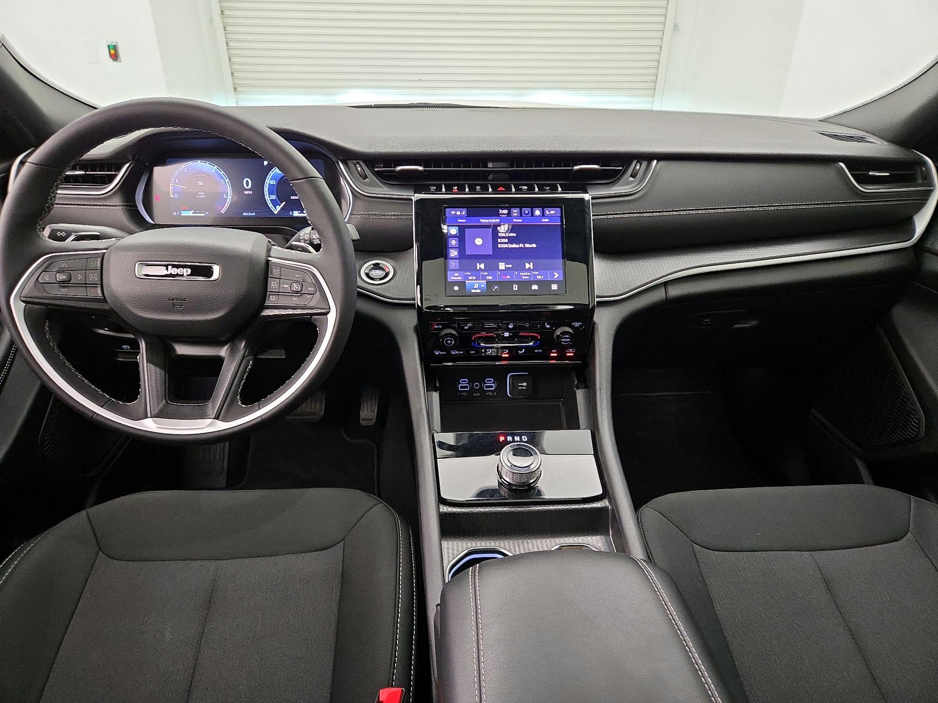 Thumbnail: 2025 Jeep Grand Cherokee L - 9