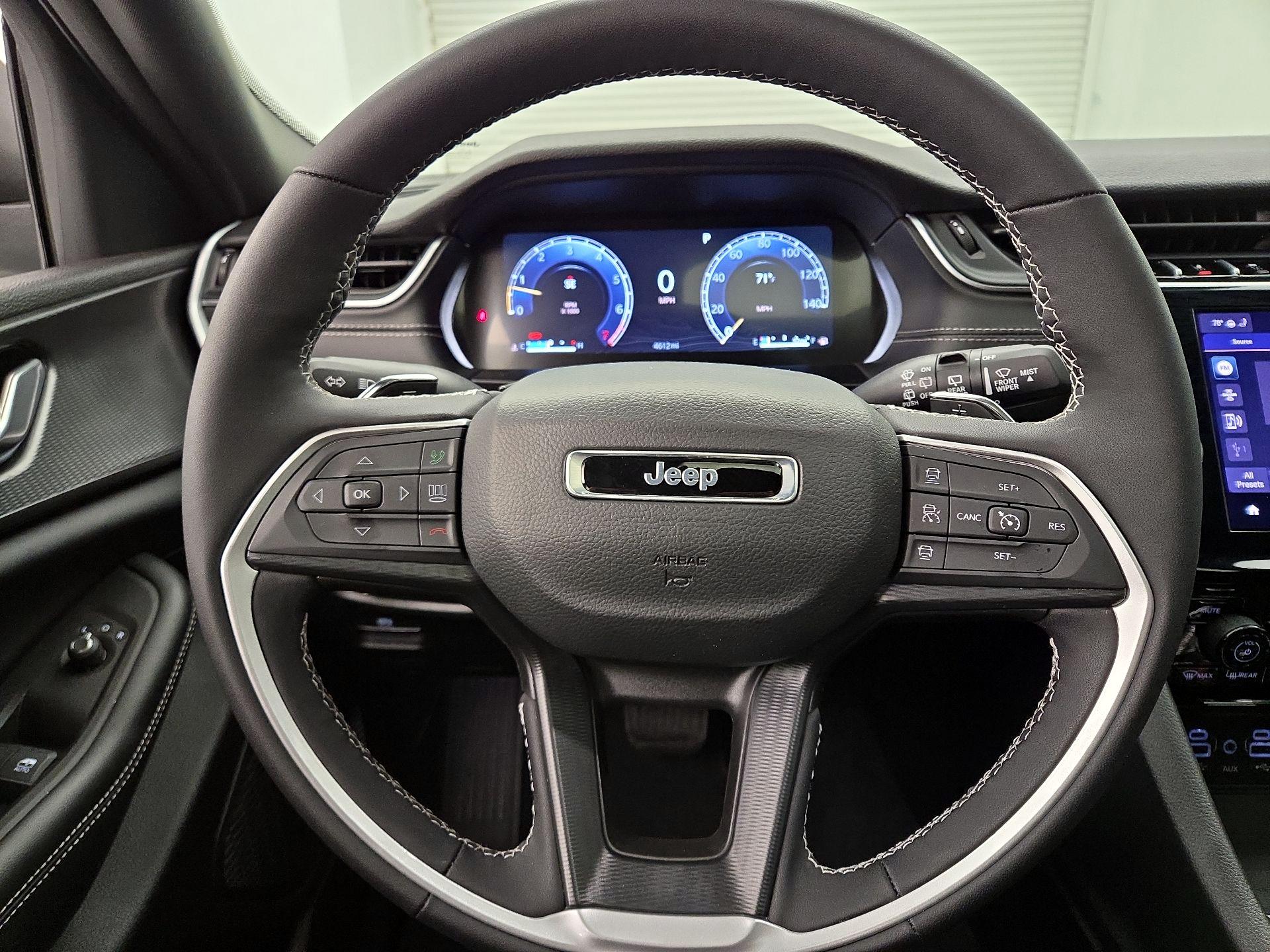 Thumbnail: 2025 Jeep Grand Cherokee L - 10