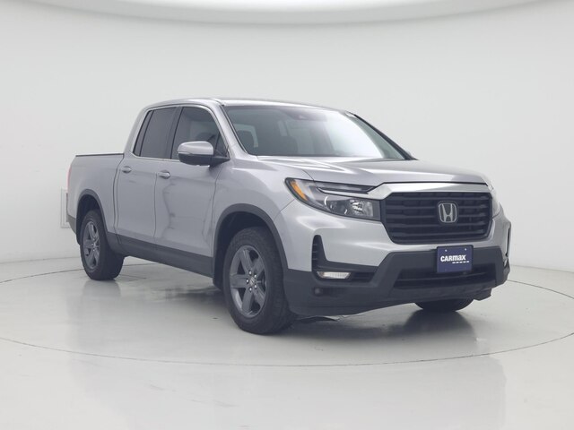 Silver 2023 Honda Ridgeline RTL AWD Pickup Truck All-Wheel Drive Automatic