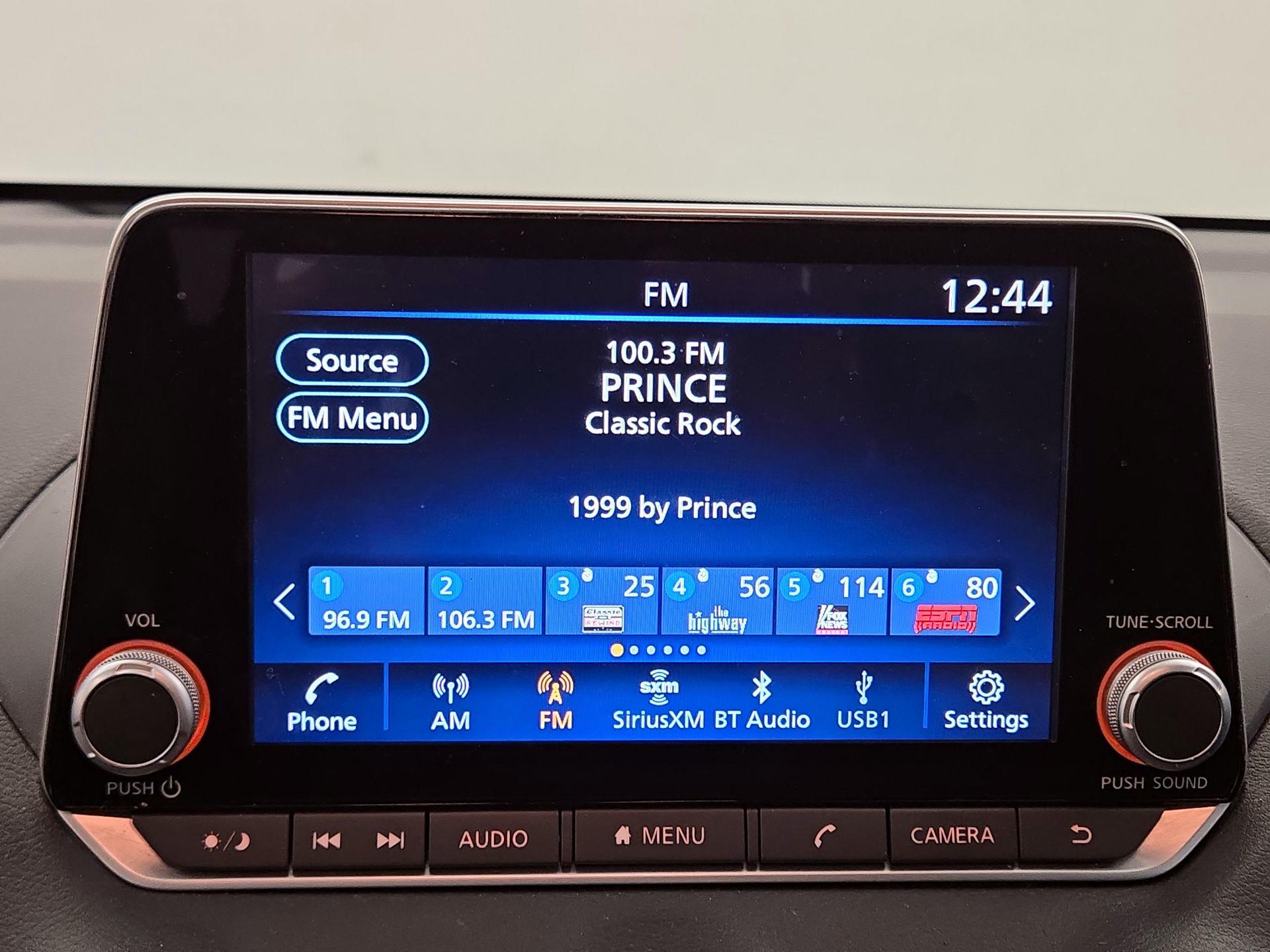 Thumbnail: 2024 Nissan Sentra - 15