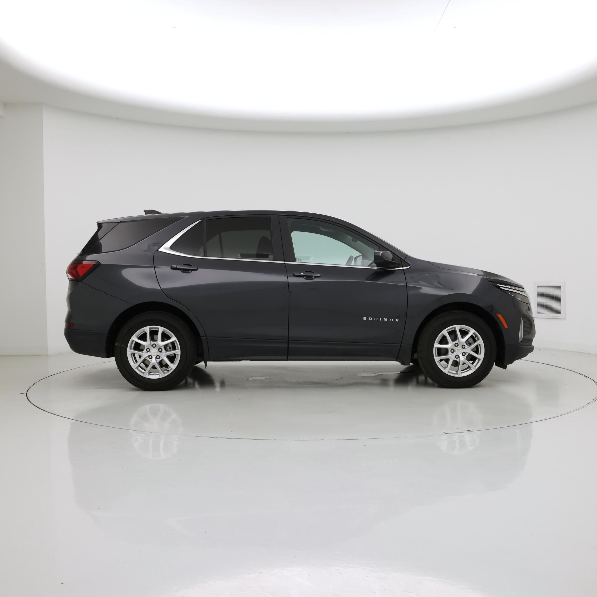 Thumbnail: 2023 Chevrolet Equinox - 7
