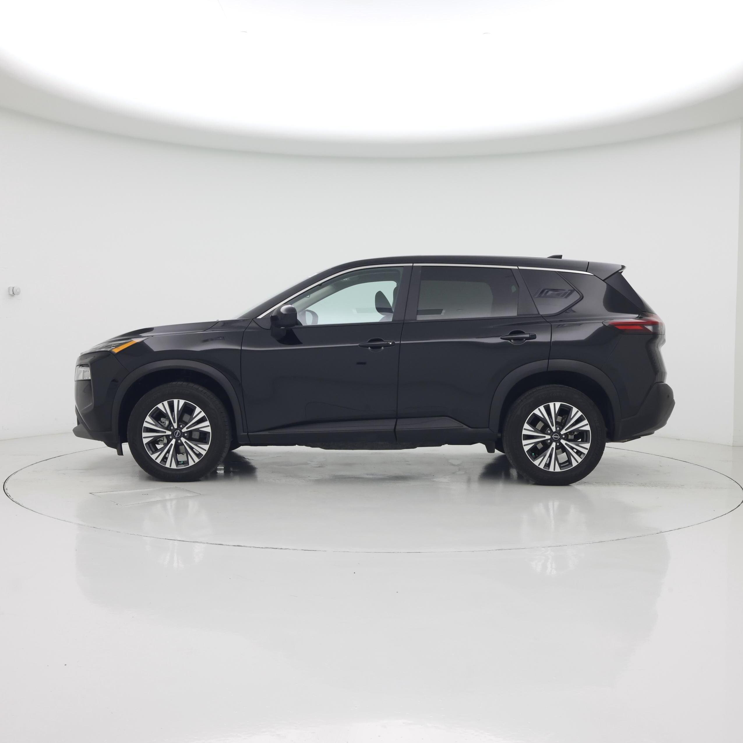 Thumbnail: 2023 Nissan Rogue - 3