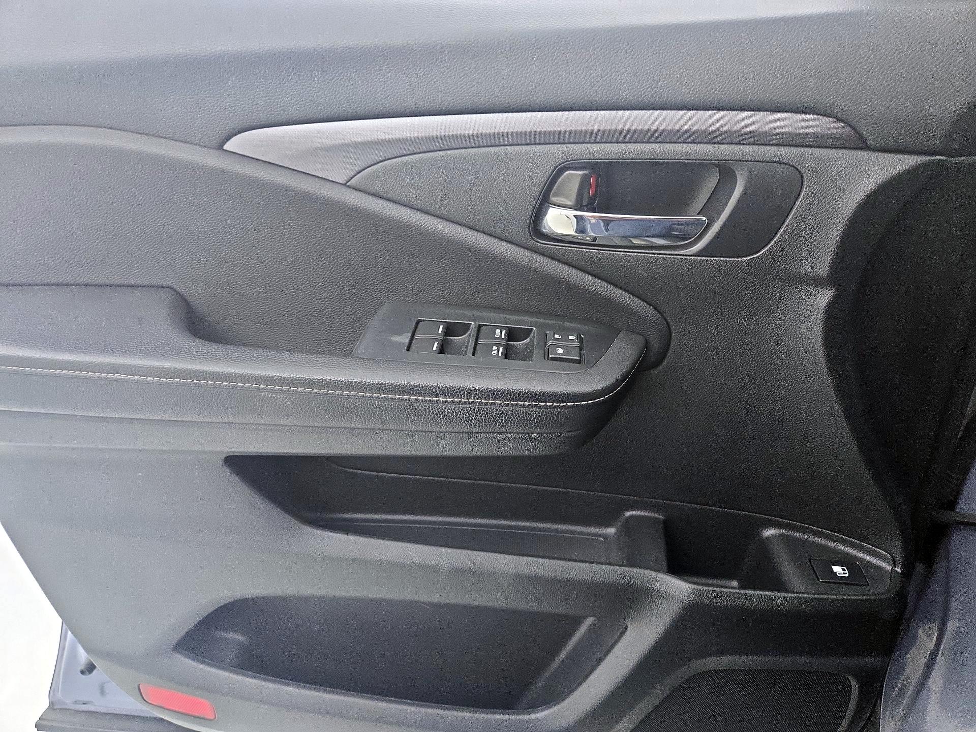 Thumbnail: 2023 Honda Ridgeline - 12