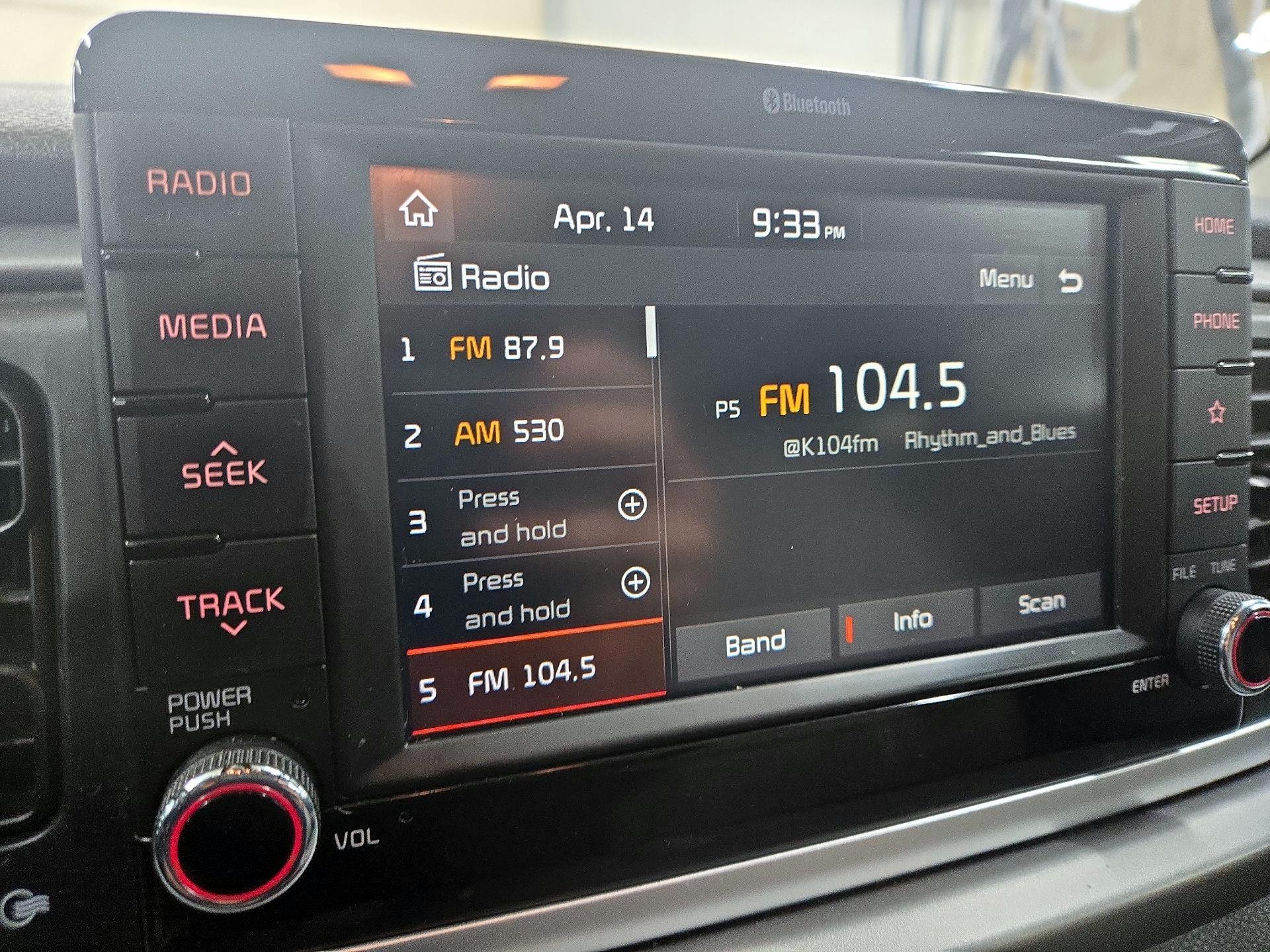 Thumbnail: 2020 Kia Rio - 14