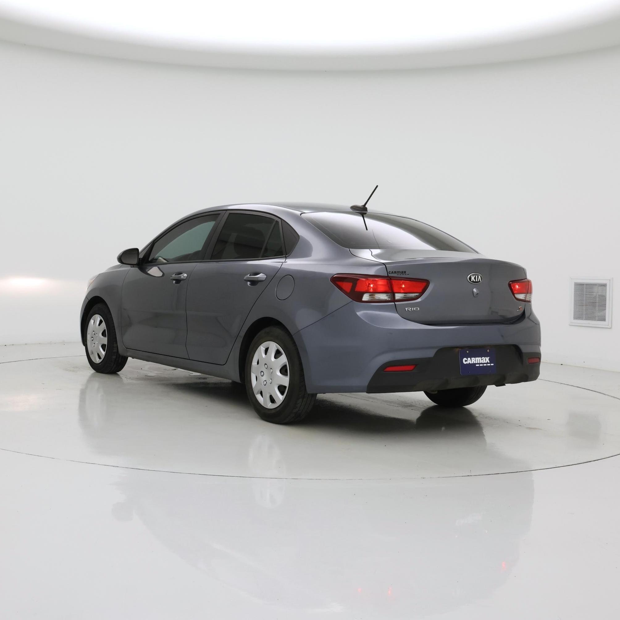 Thumbnail: 2020 Kia Rio - 2