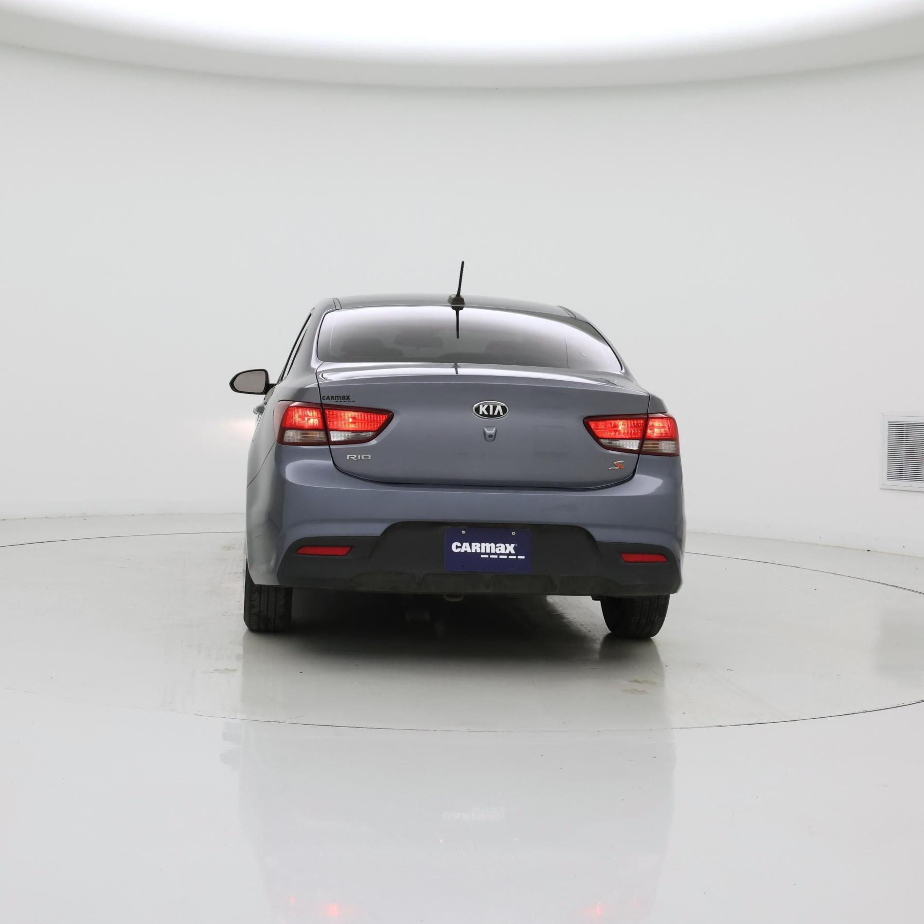 Thumbnail: 2020 Kia Rio - 6