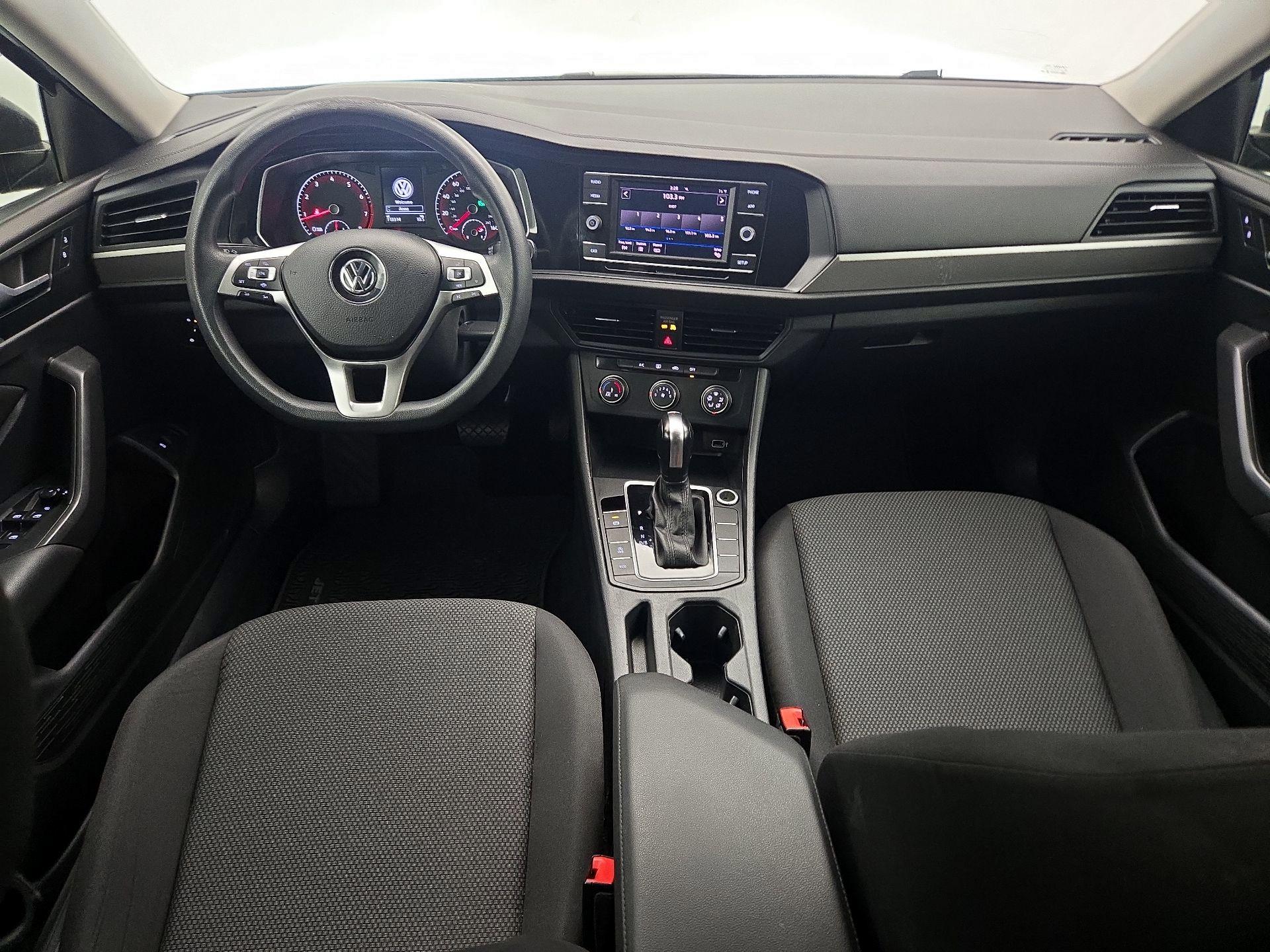 Thumbnail: 2019 Volkswagen Jetta - 9