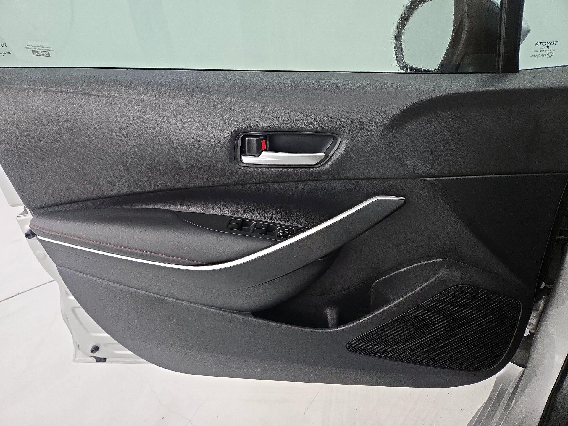 Thumbnail: 2025 Toyota Corolla - 12