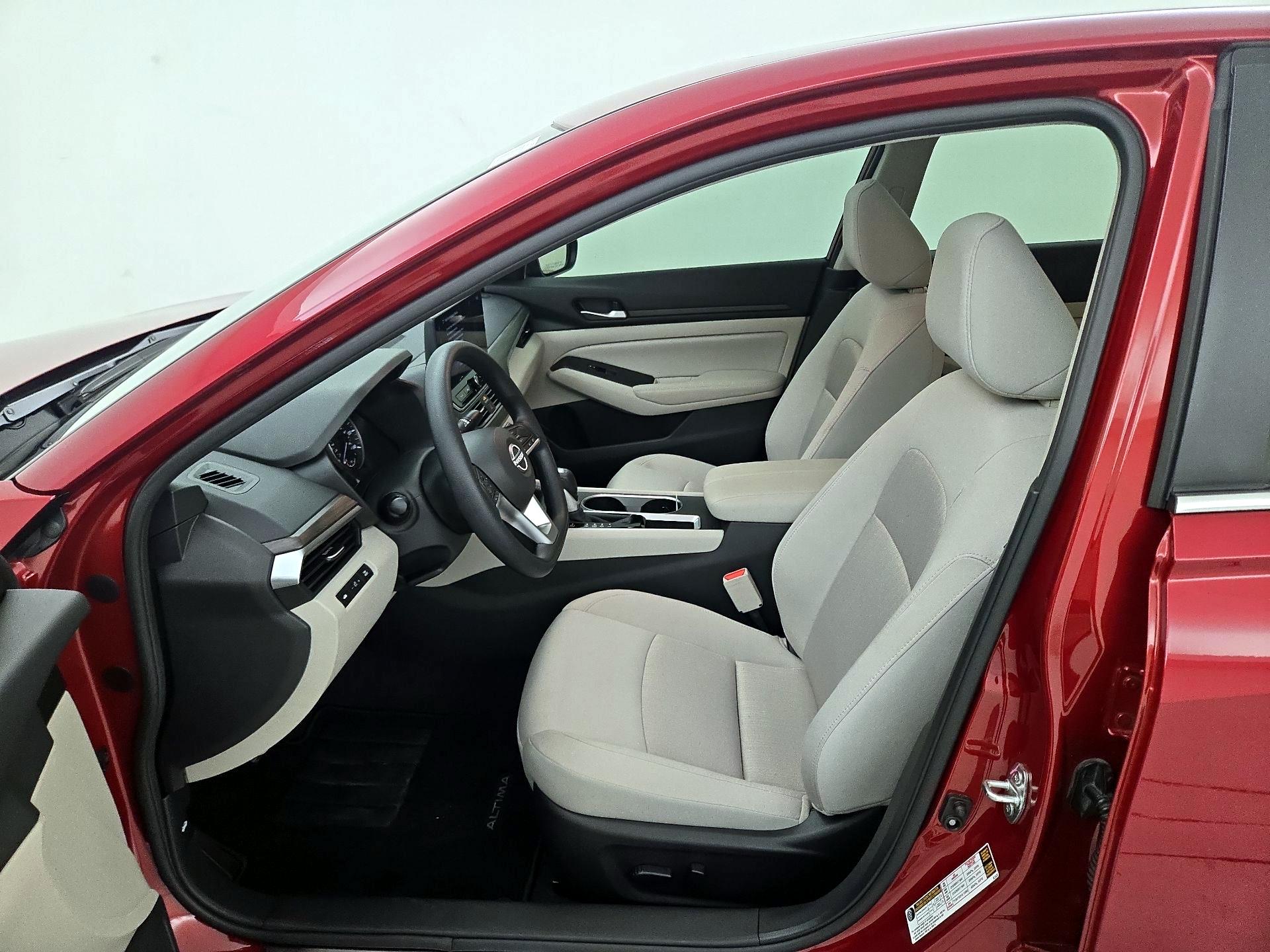 Thumbnail: 2025 Nissan Altima - 11