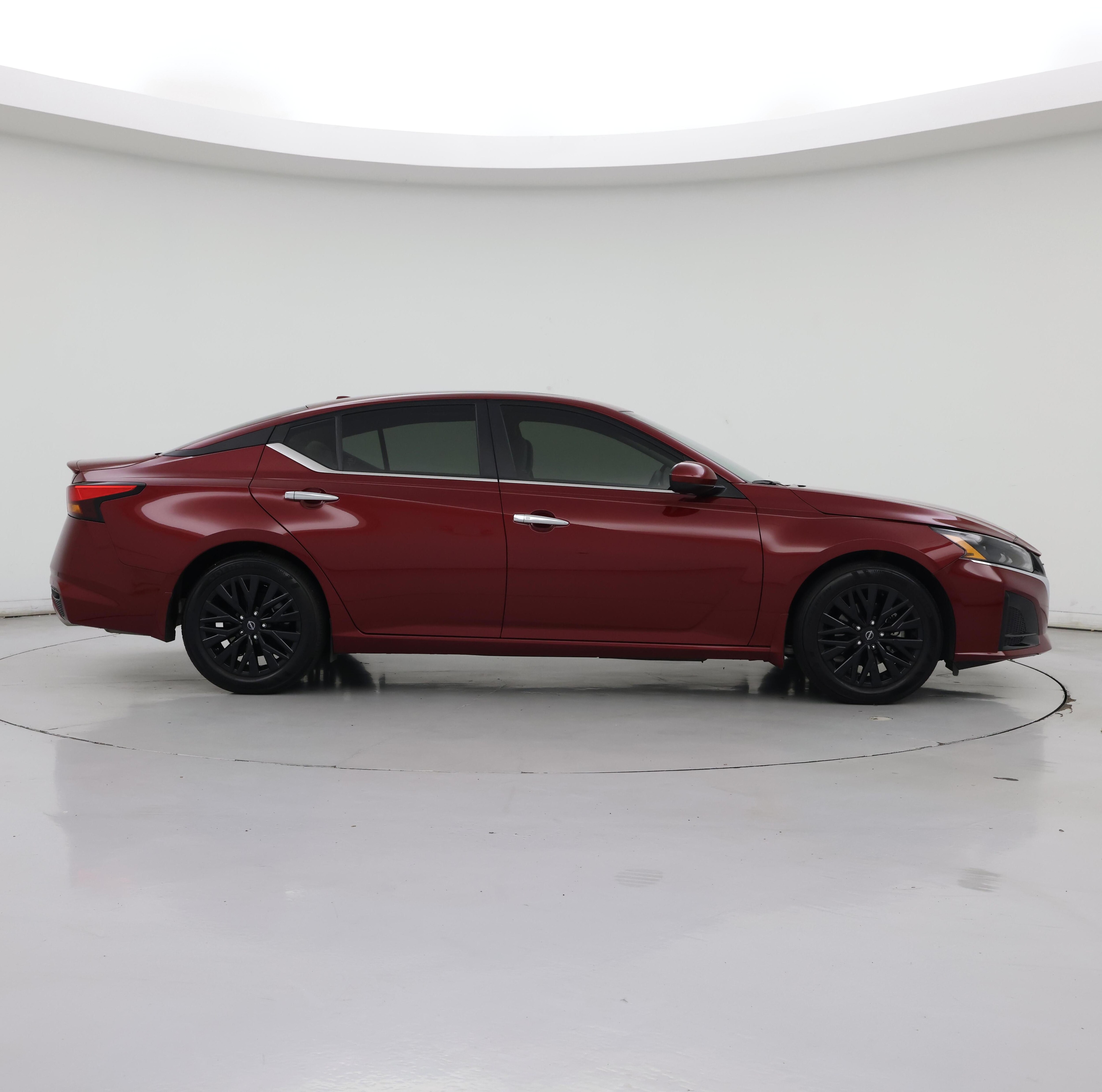 Thumbnail: 2025 Nissan Altima - 7
